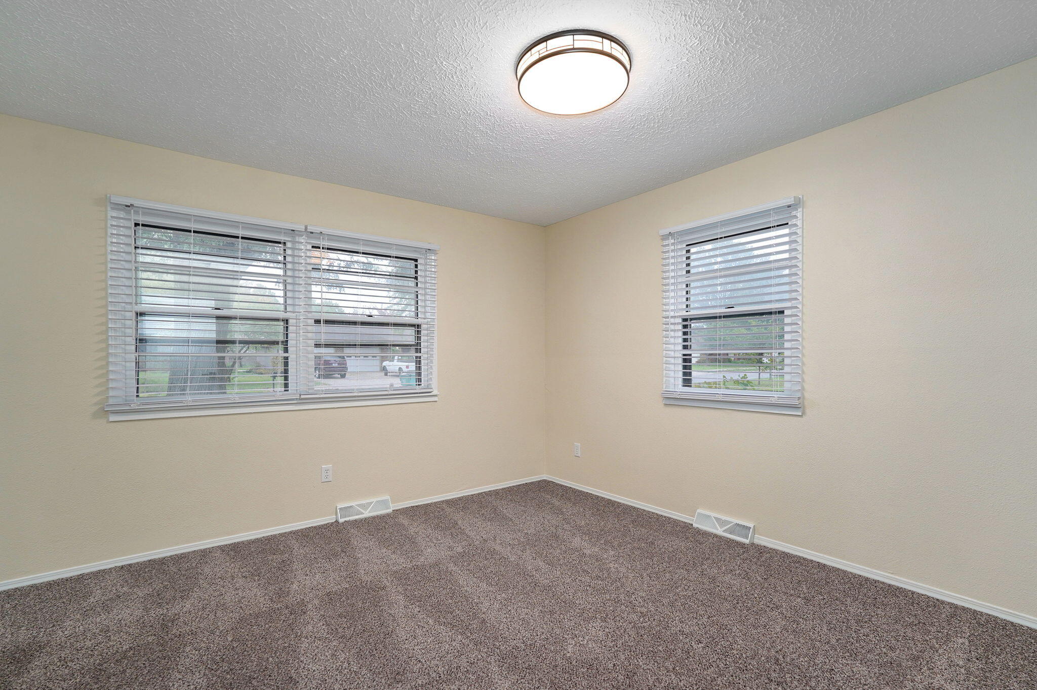 1210 West Berkeley Street Property Photo 27