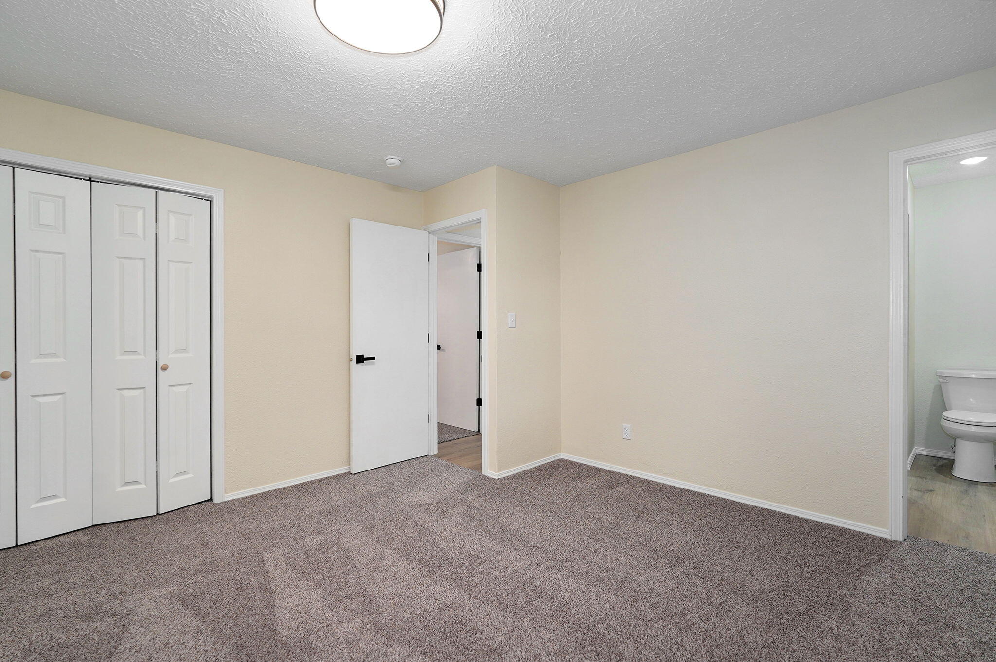 1210 West Berkeley Street Property Photo 28