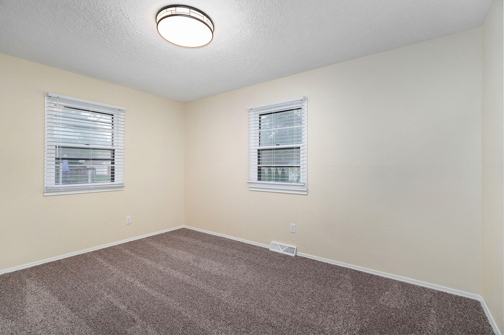 1210 West Berkeley Street Property Photo 29