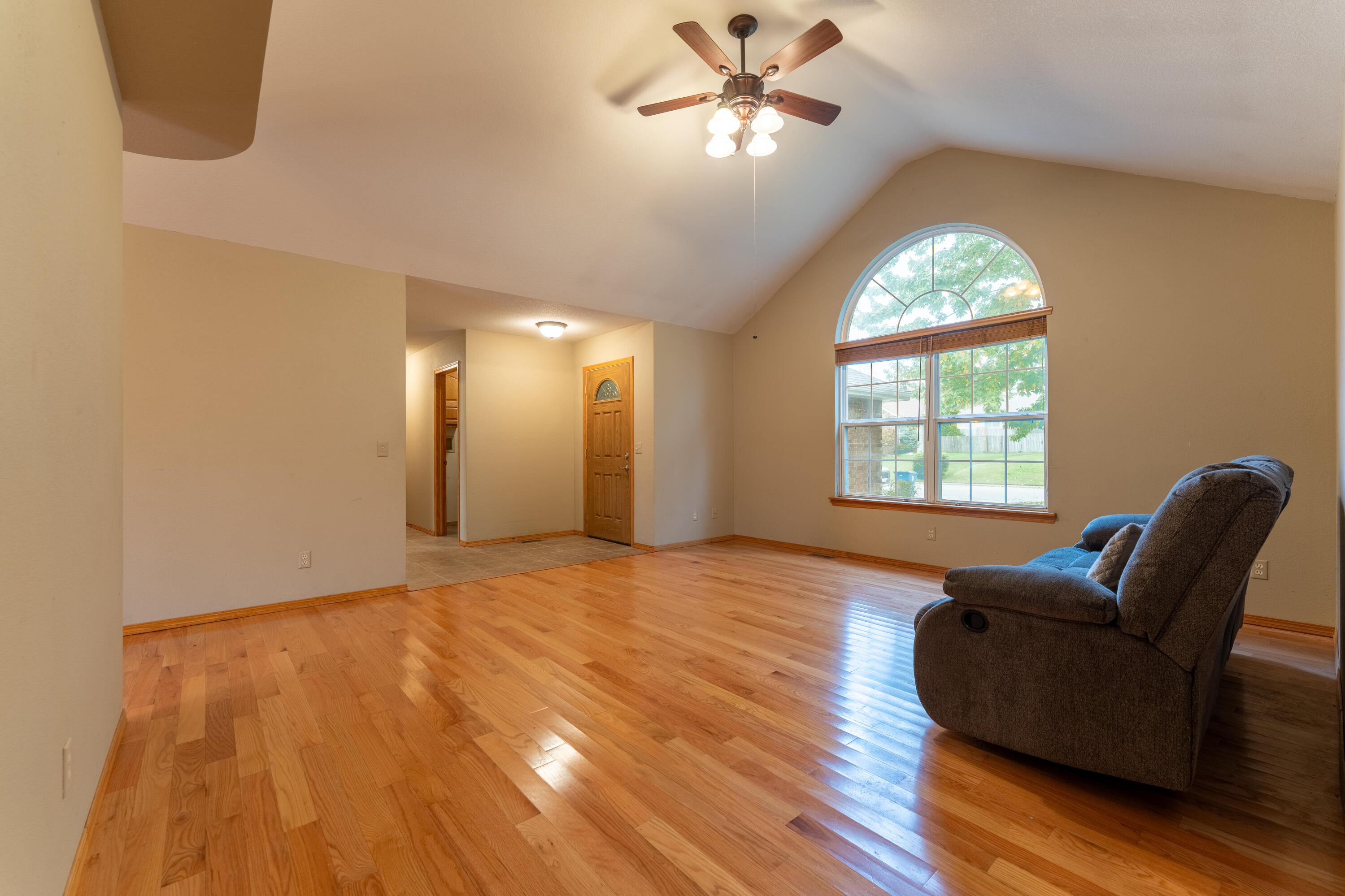 708 South Aurora Court Property Photo 7