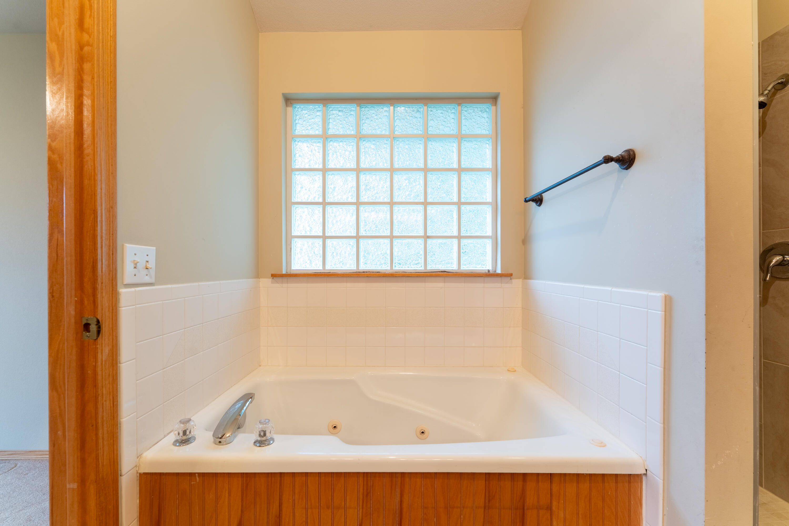 708 South Aurora Court Property Photo 16