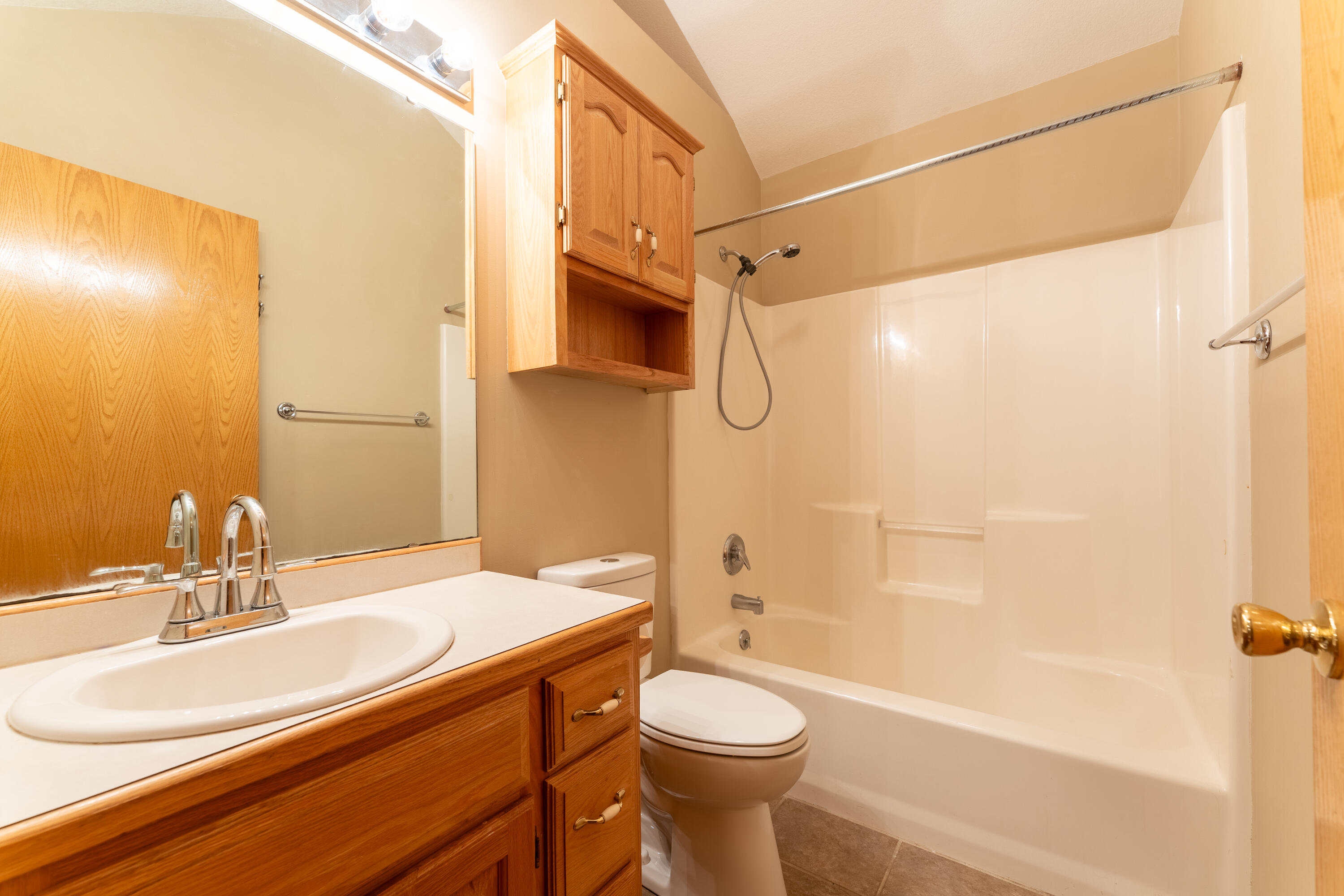 708 South Aurora Court Property Photo 20