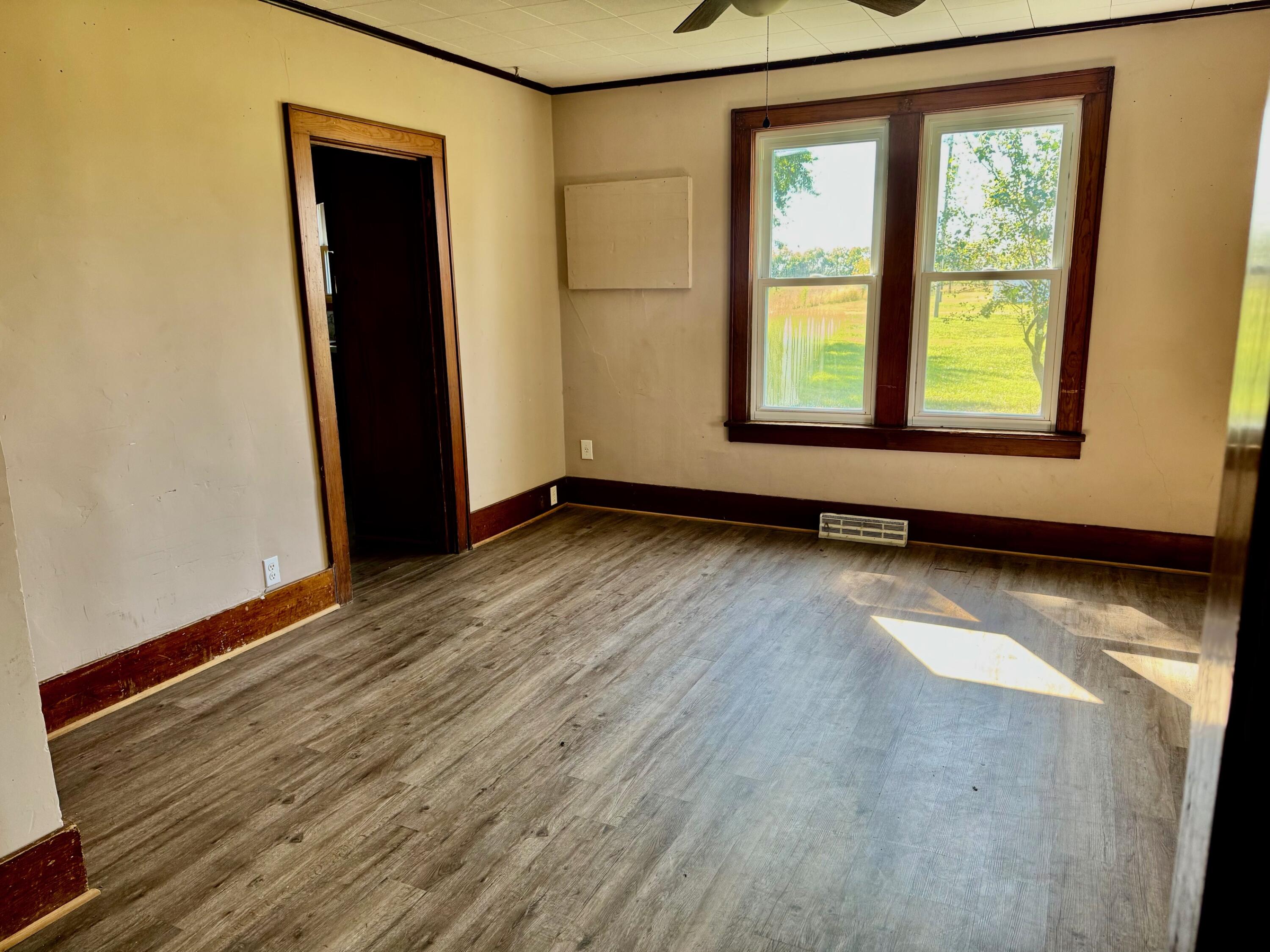 302 Maple Road Property Photo 14