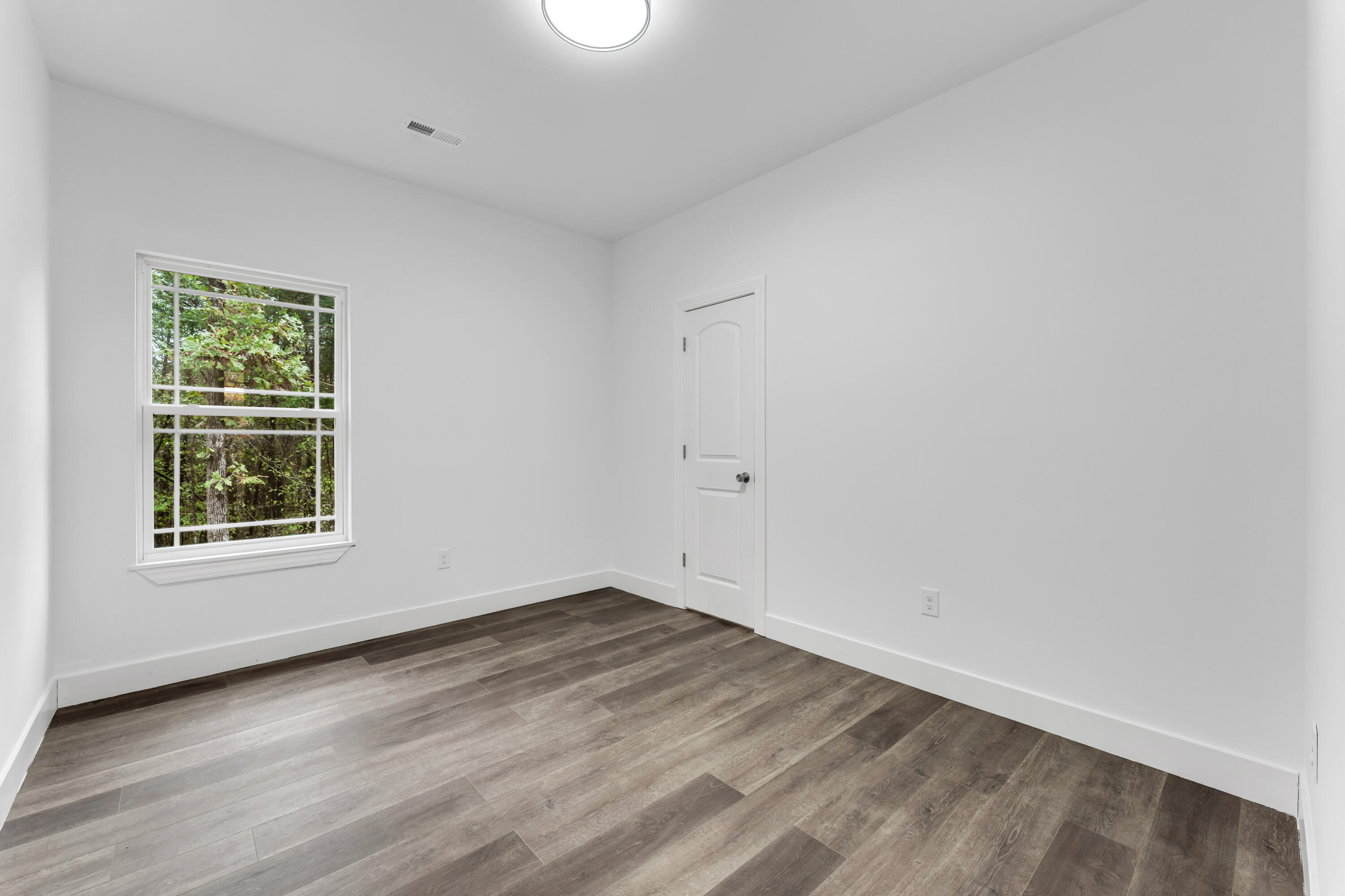 3003-3005 Bluebird Road Property Photo 13