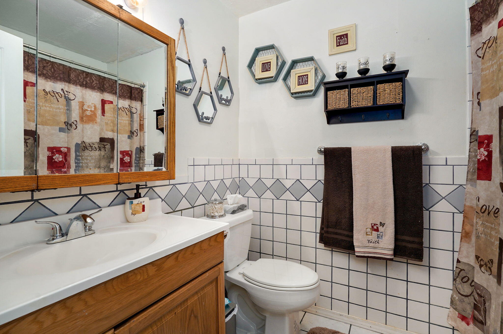 2582 River Road Property Photo 20