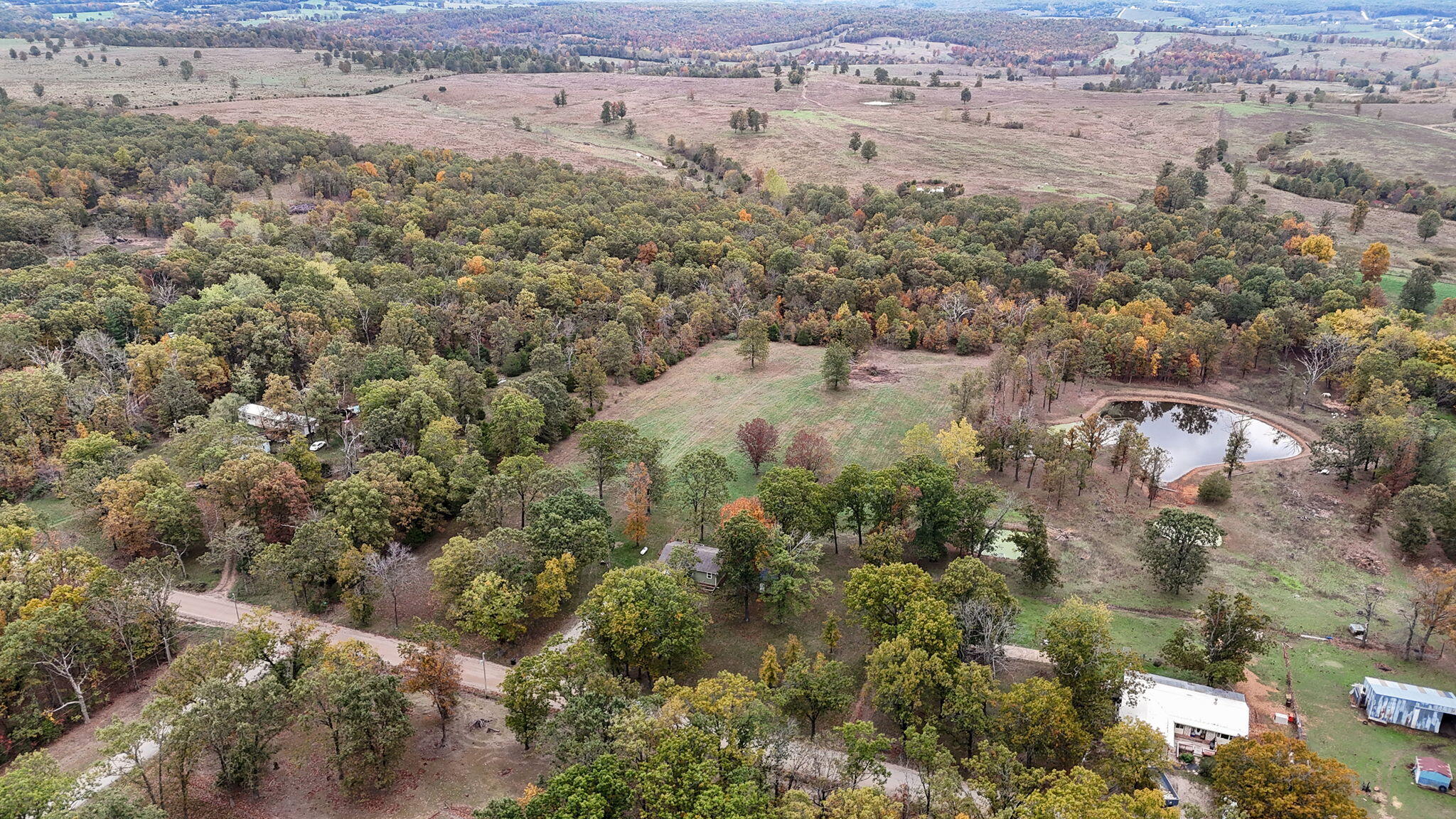 2582 River Road Property Photo 34