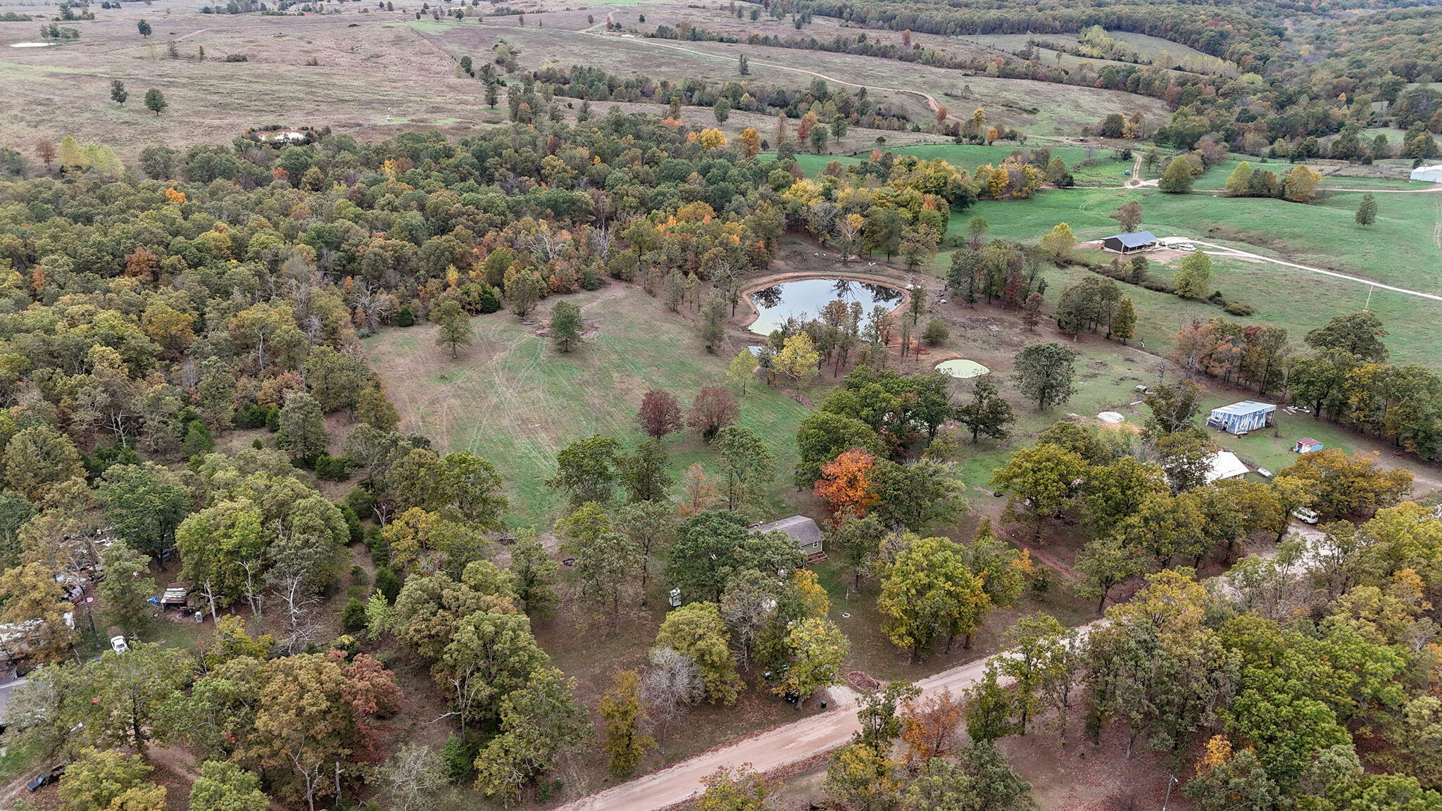 2582 River Road Property Photo 36