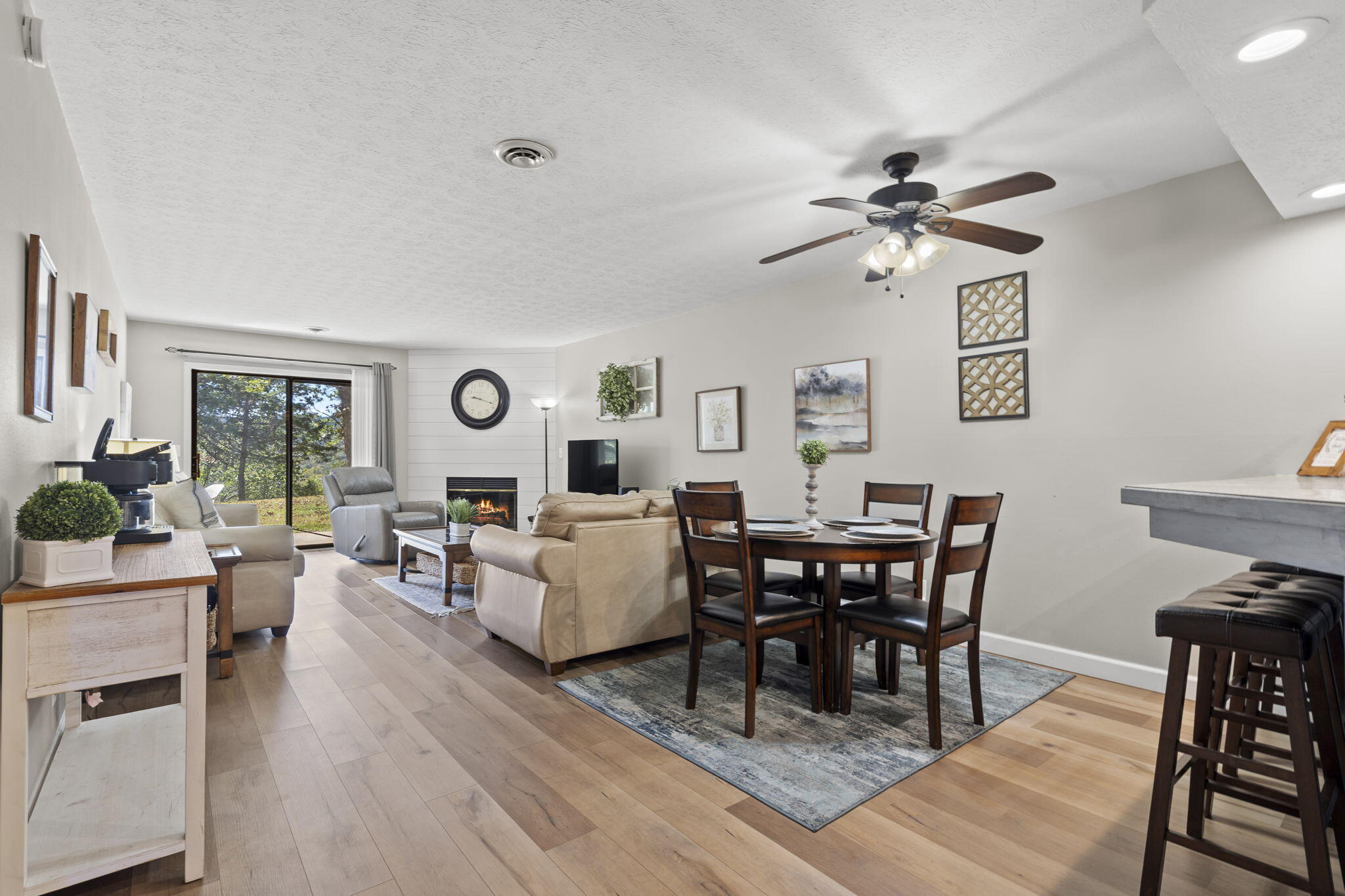 112 Overlook Drive 3 Property Photo 16