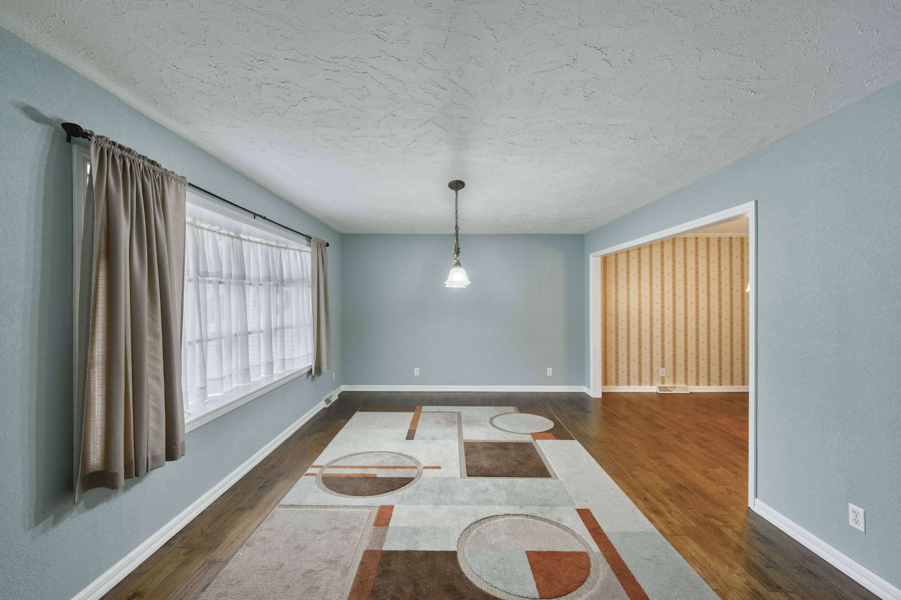 3060 South Greenbrier Avenue Property Photo 13