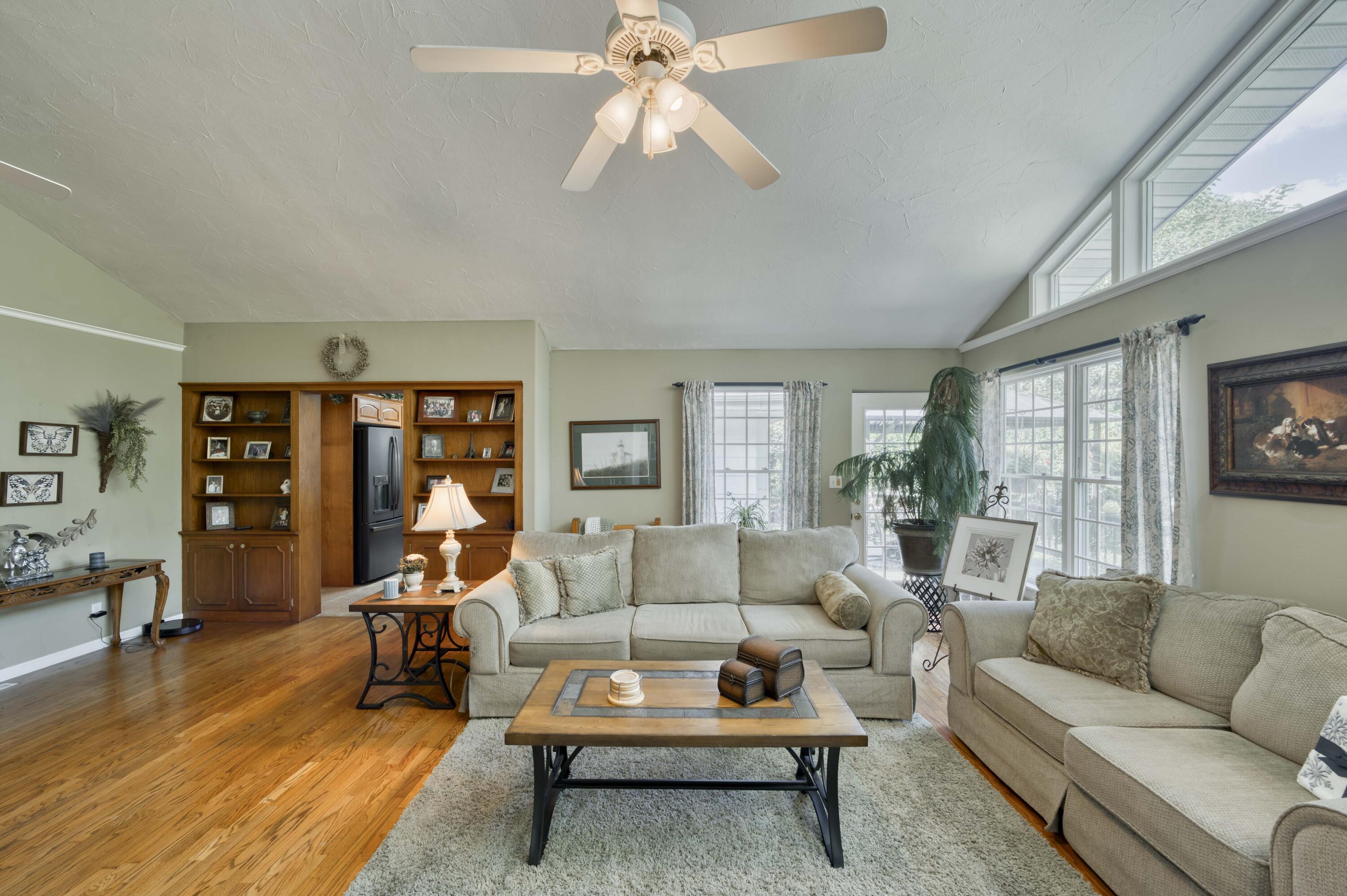 3060 South Greenbrier Avenue Property Photo 21