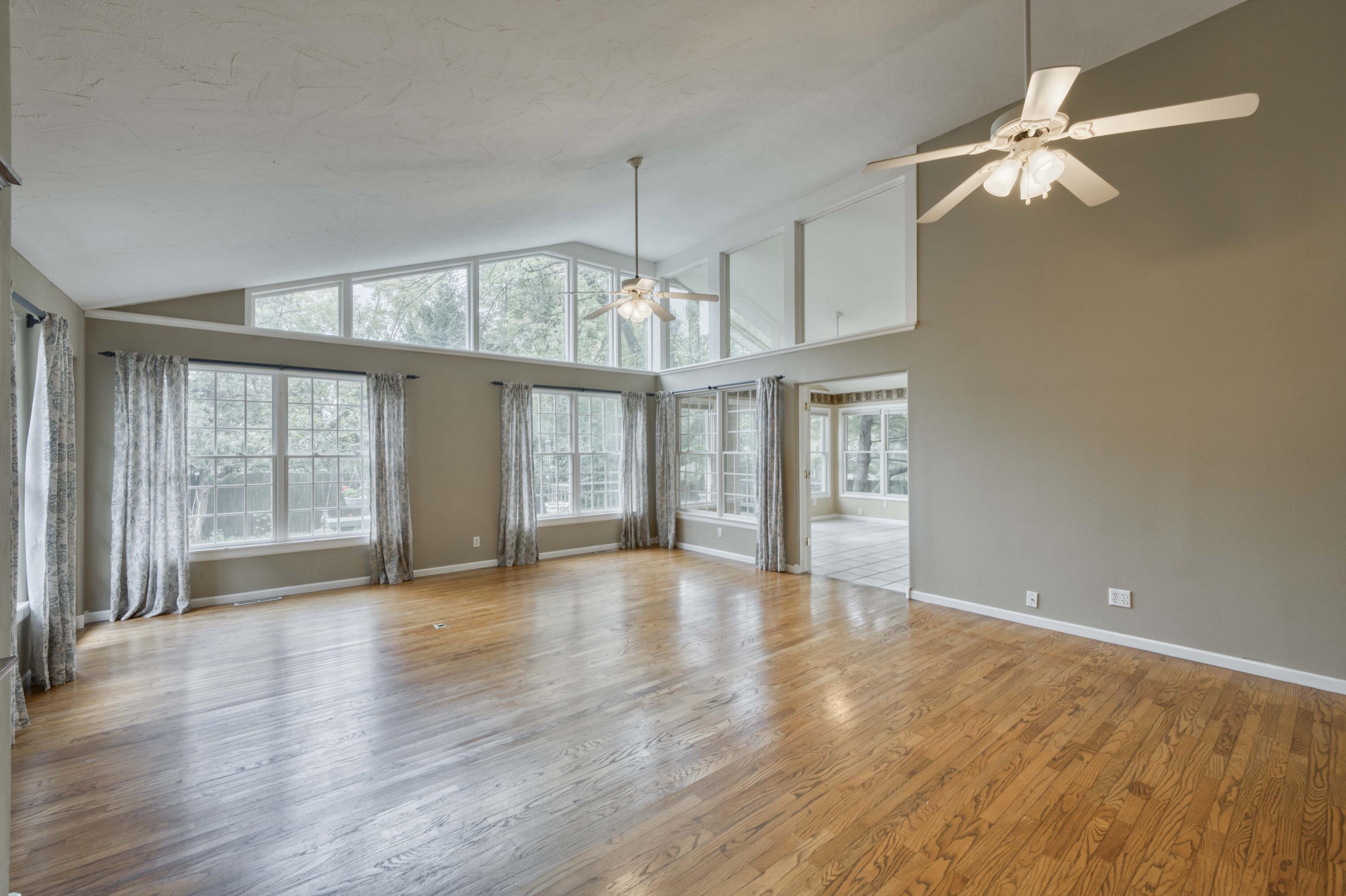 3060 South Greenbrier Avenue Property Photo 29