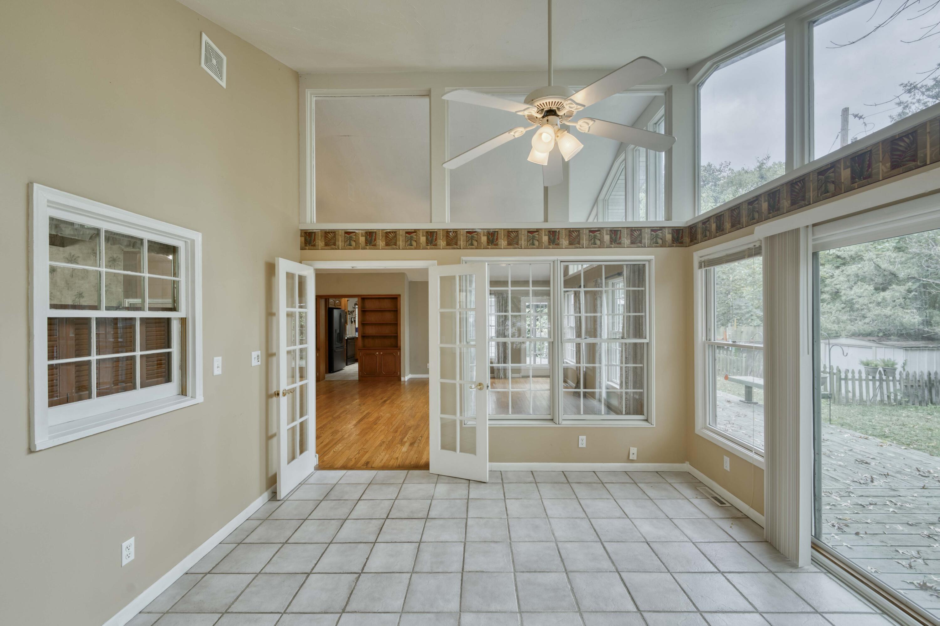 3060 South Greenbrier Avenue Property Photo 31