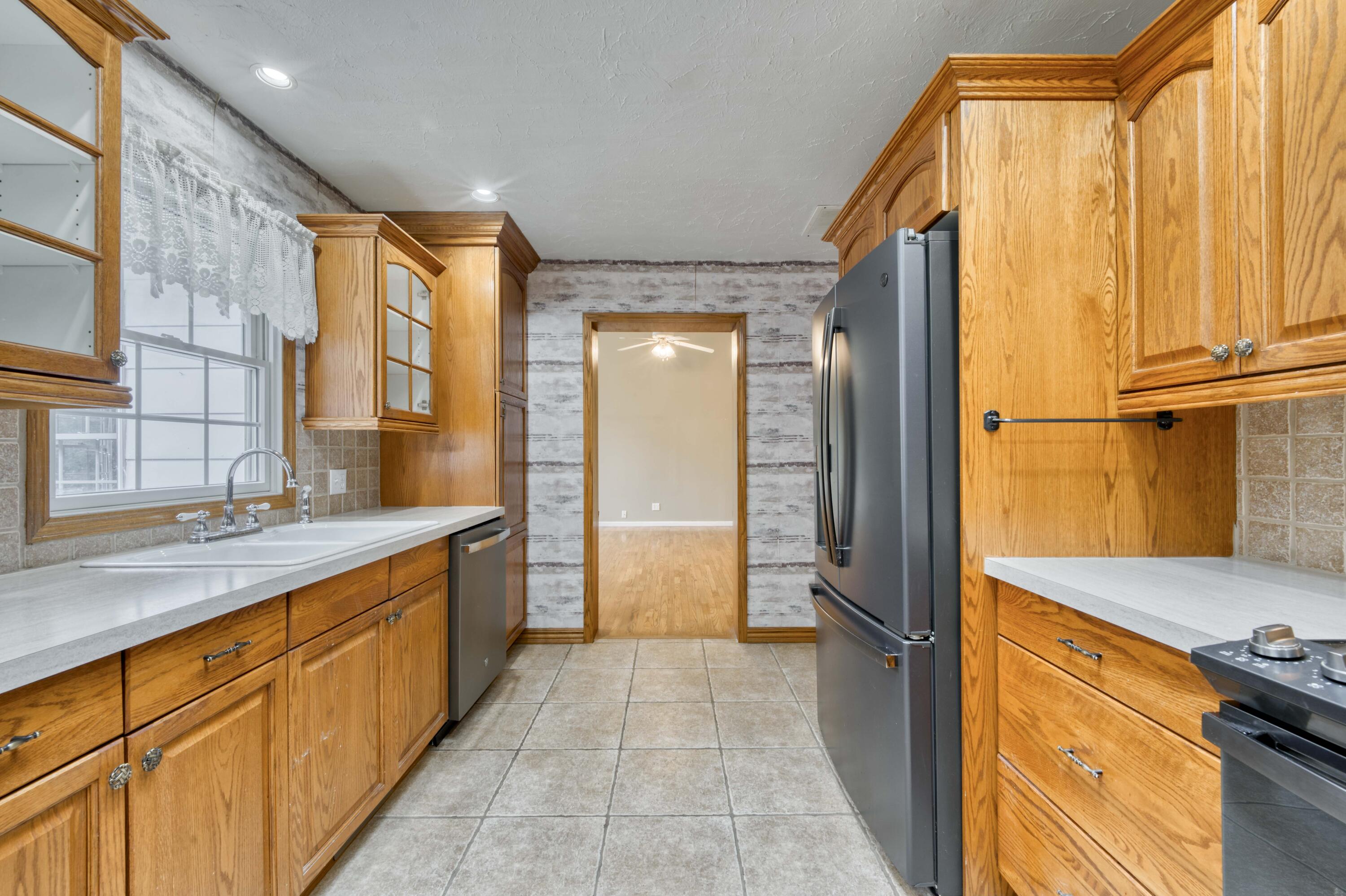 3060 South Greenbrier Avenue Property Photo 35