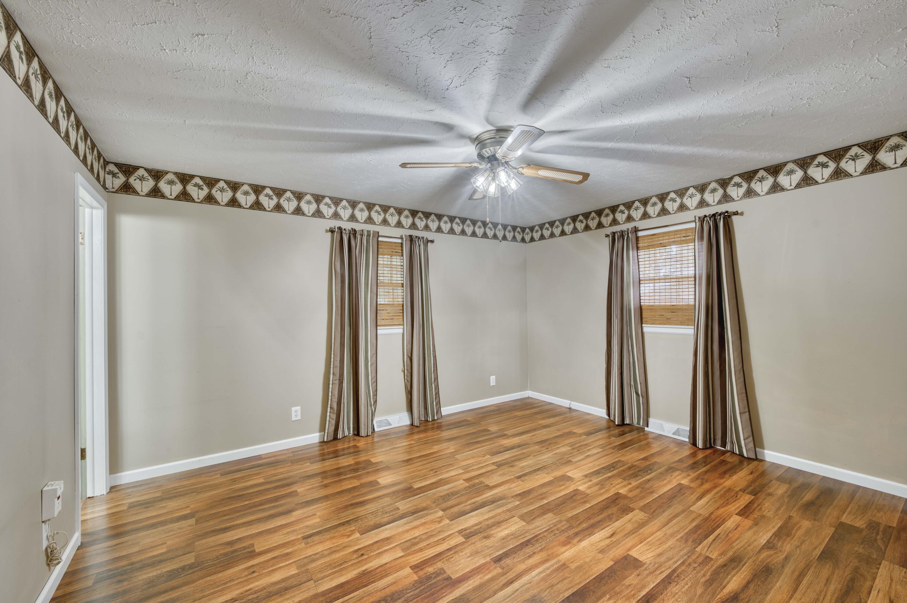 3060 South Greenbrier Avenue Property Photo 39