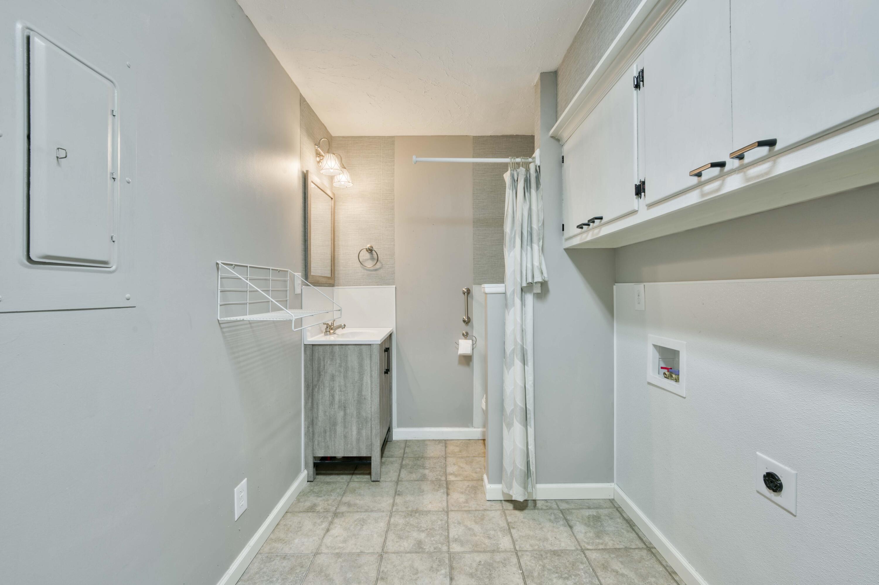 3060 South Greenbrier Avenue Property Photo 54