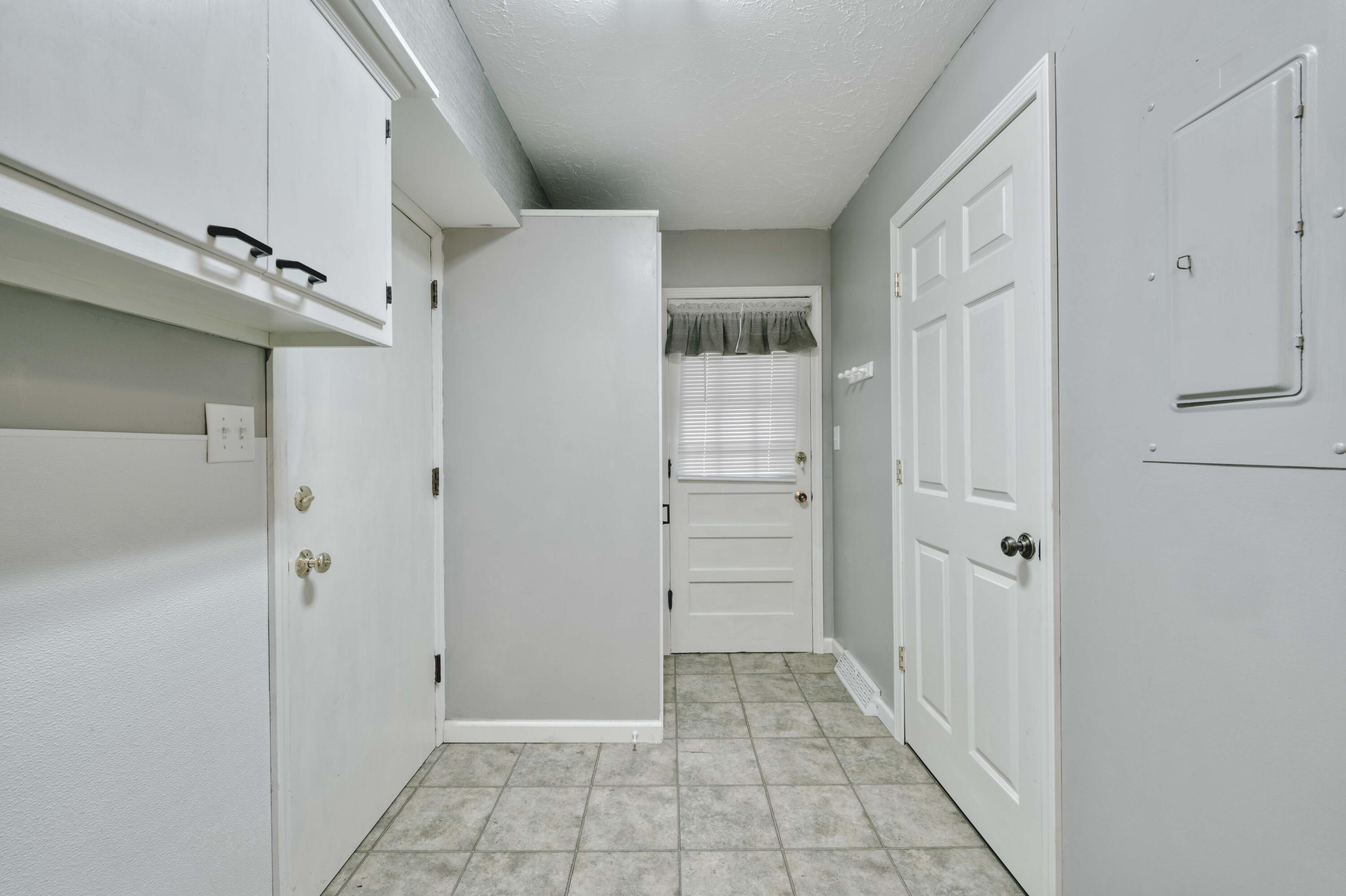 3060 South Greenbrier Avenue Property Photo 55