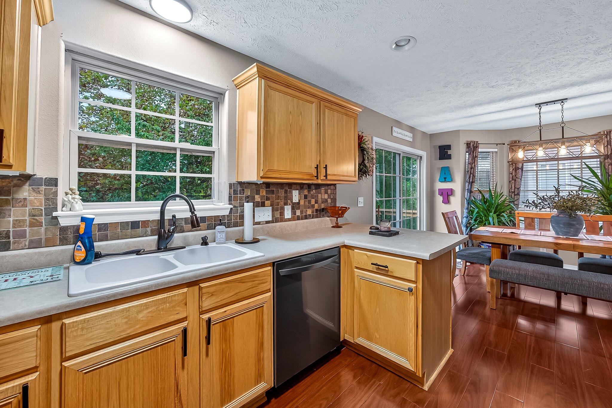 108 North Julie Drive Property Photo 12