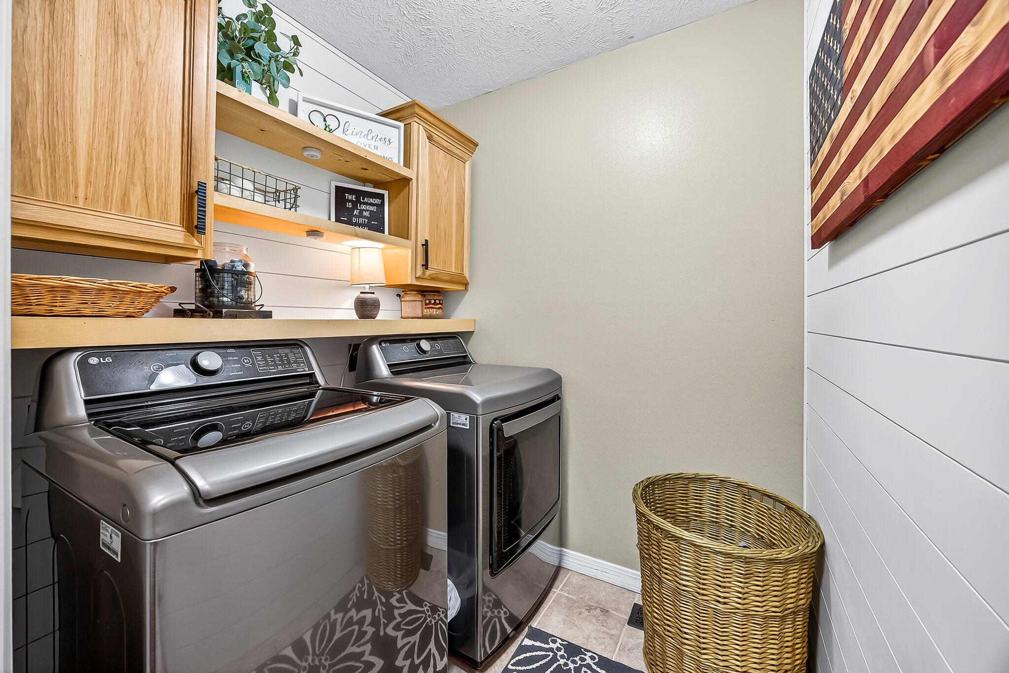 108 North Julie Drive Property Photo 14