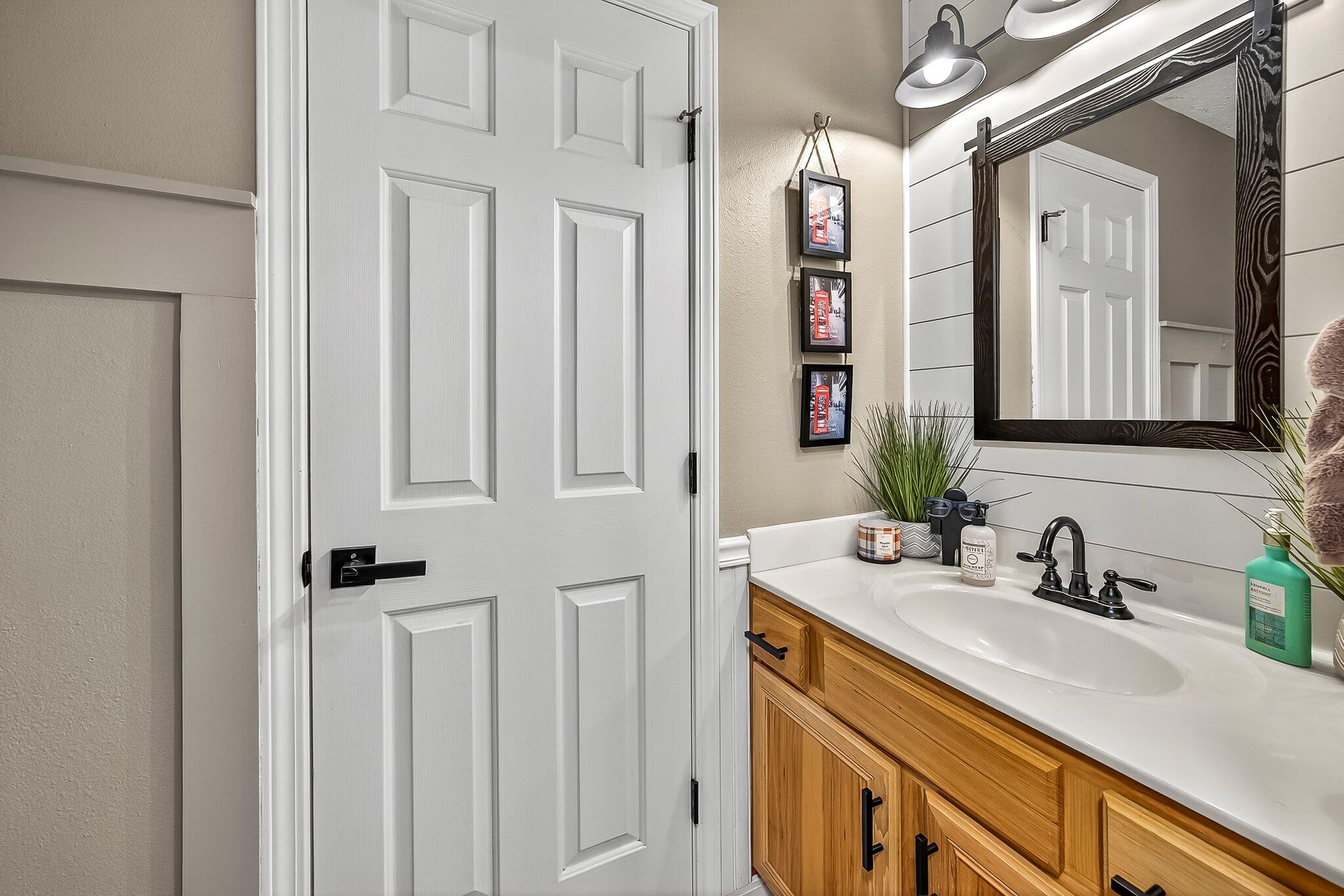 108 North Julie Drive Property Photo 18