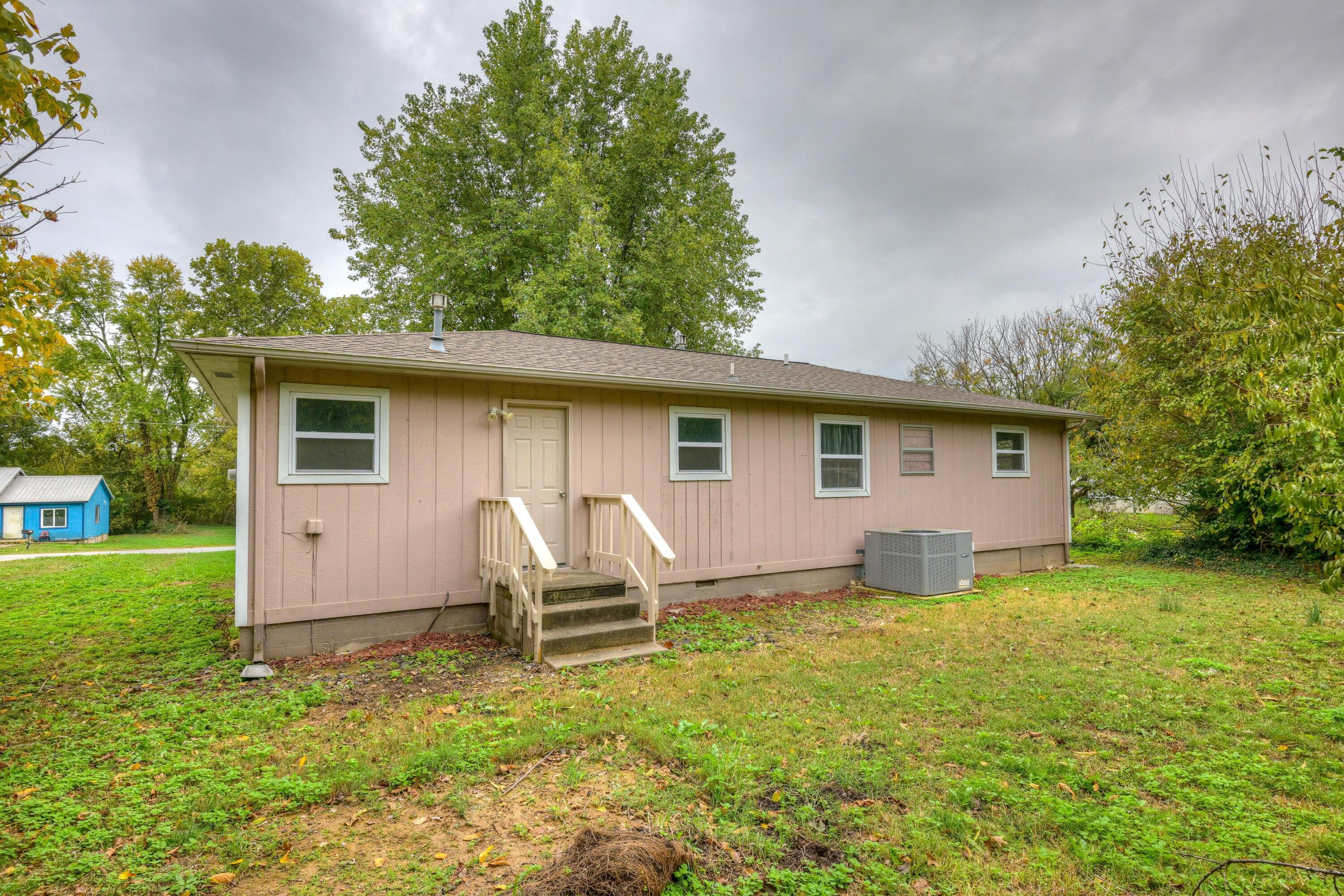 126 East Splitlog Avenue Property Photo 25