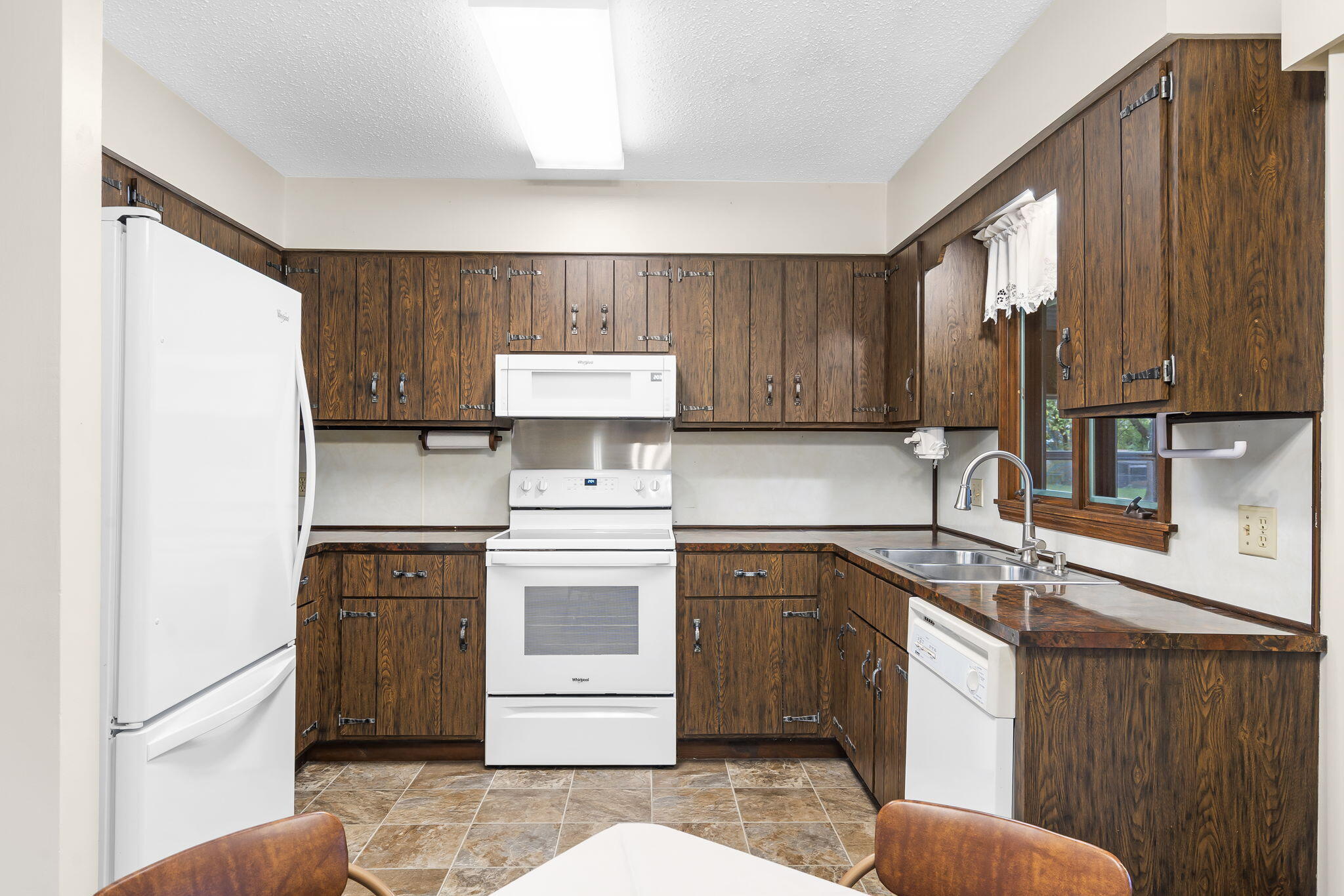 4889 South Douglas Drive Property Photo 12