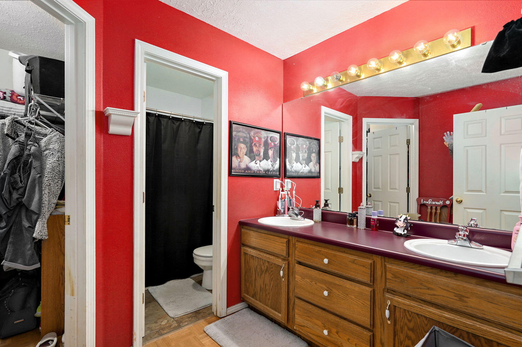 931 West Butterfield Drive Property Photo 11