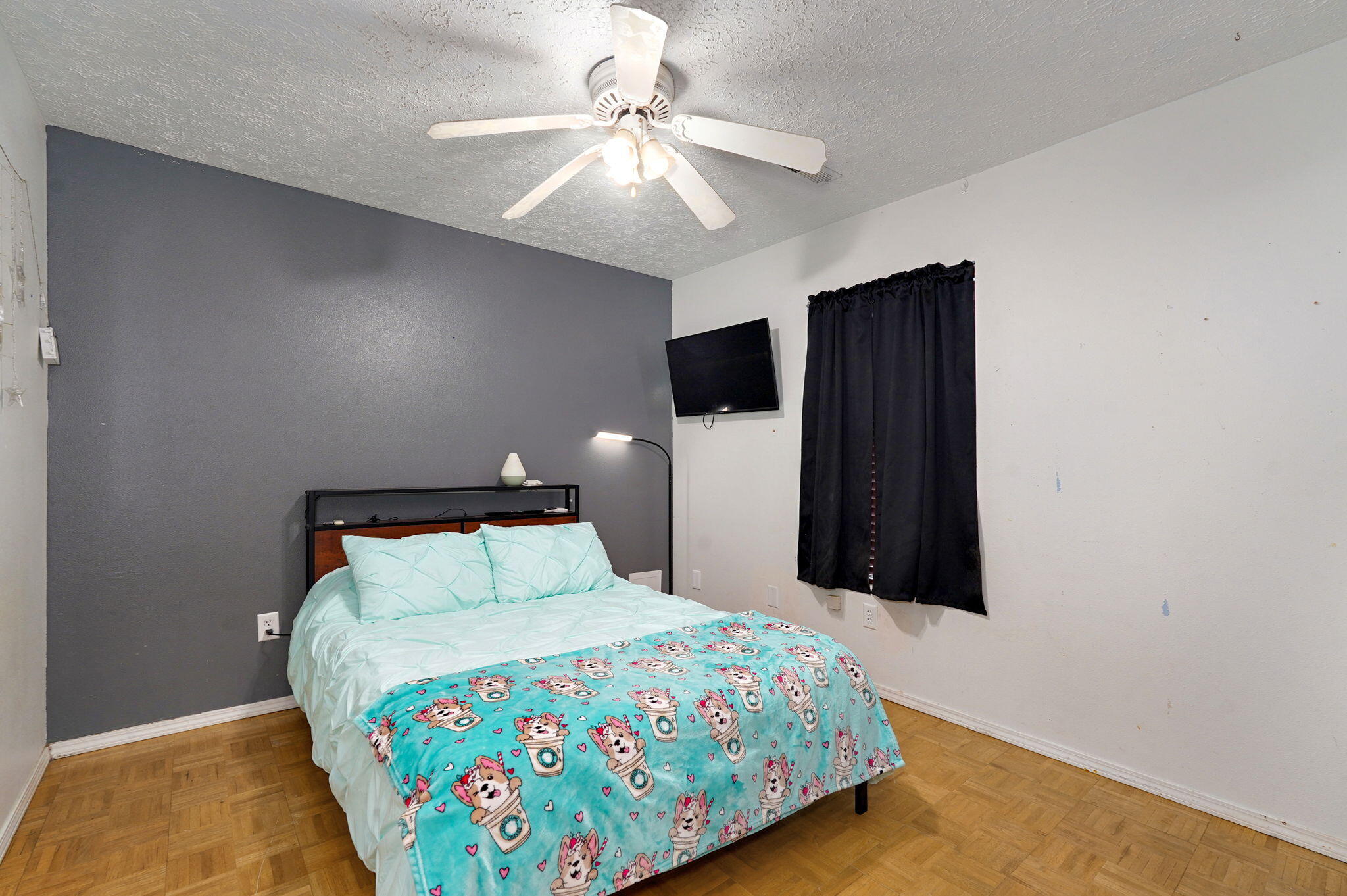 931 West Butterfield Drive Property Photo 12