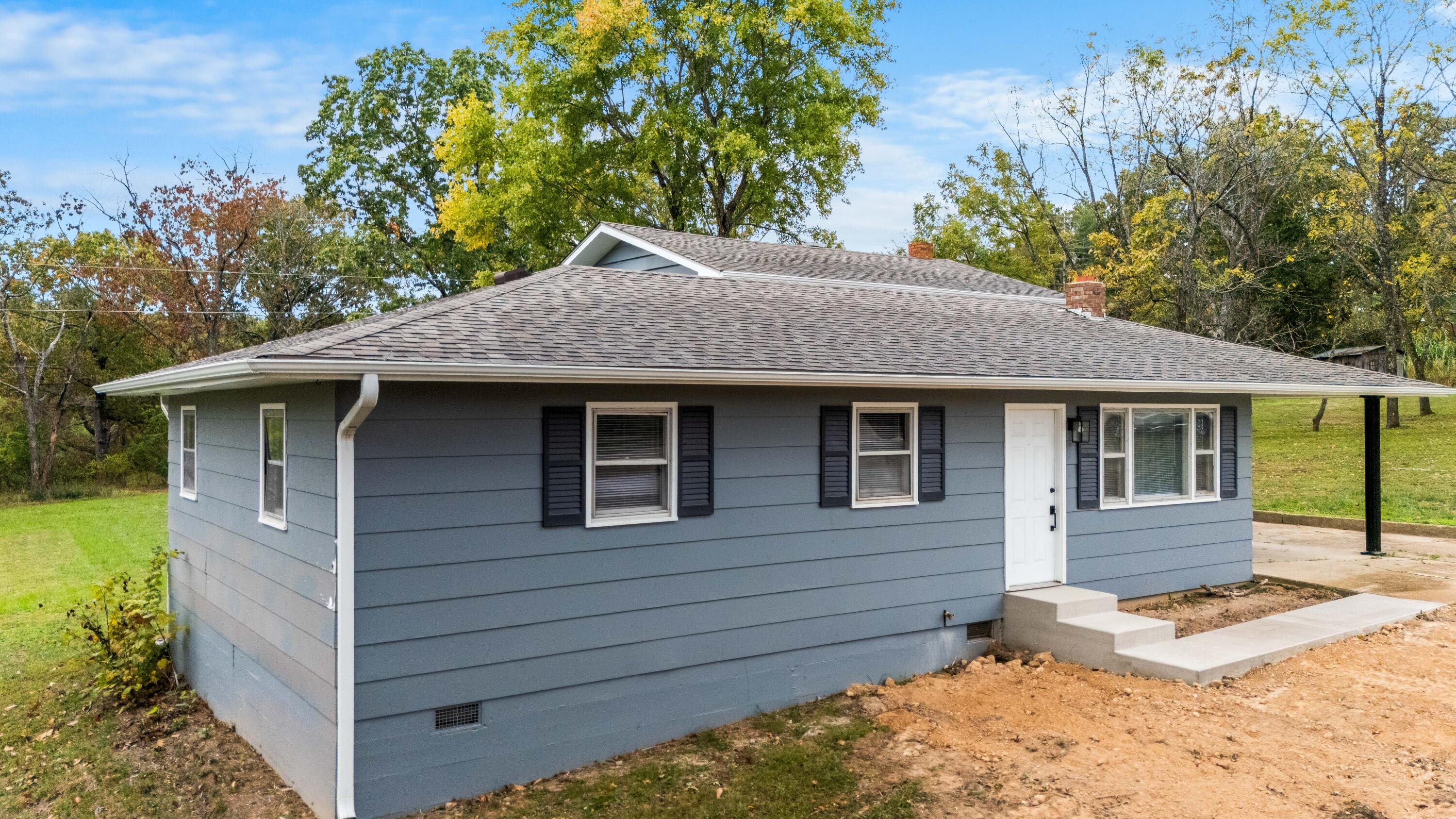 2360 East State Route K Property Photo 3