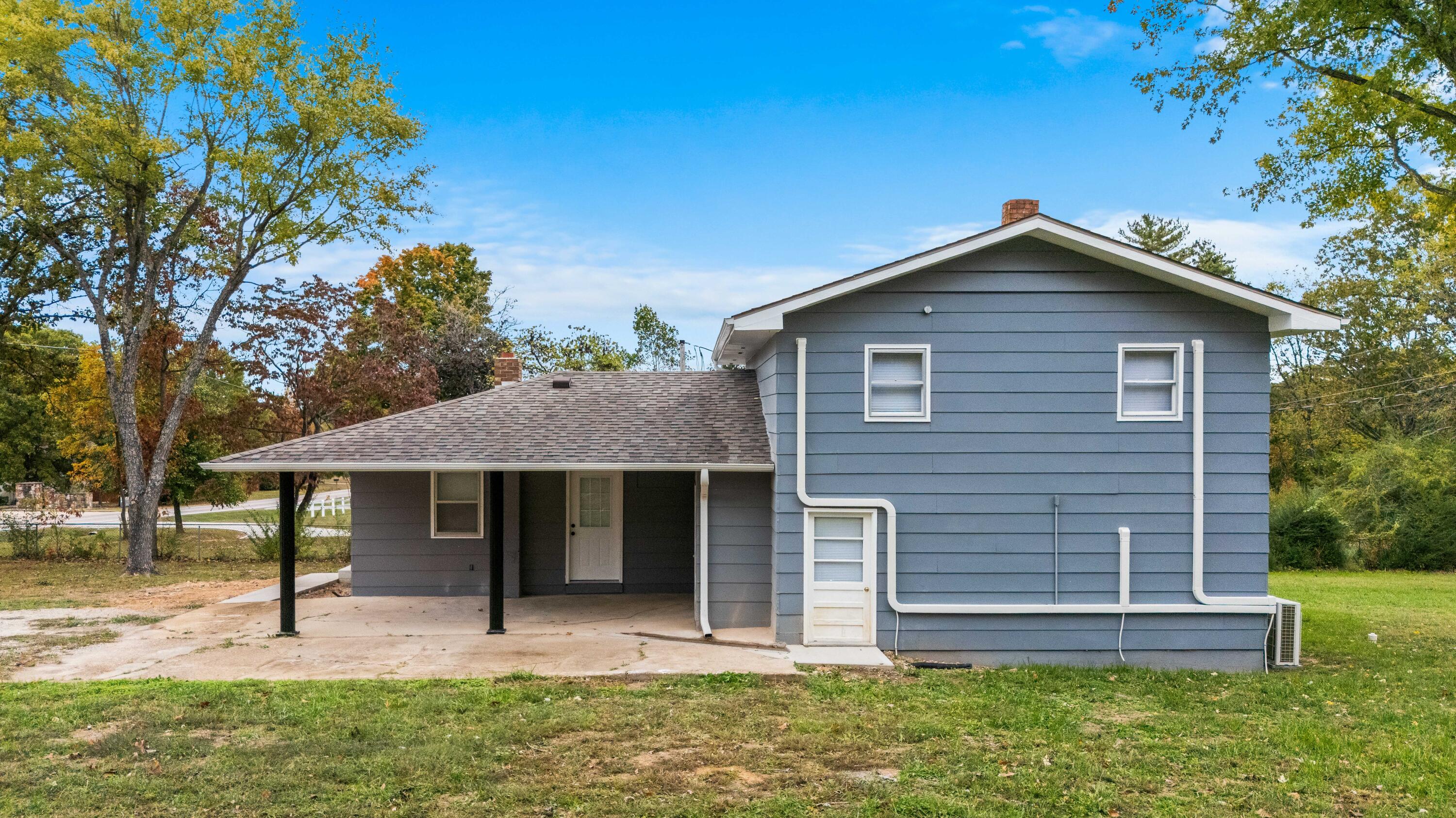 2360 East State Route K Property Photo 4