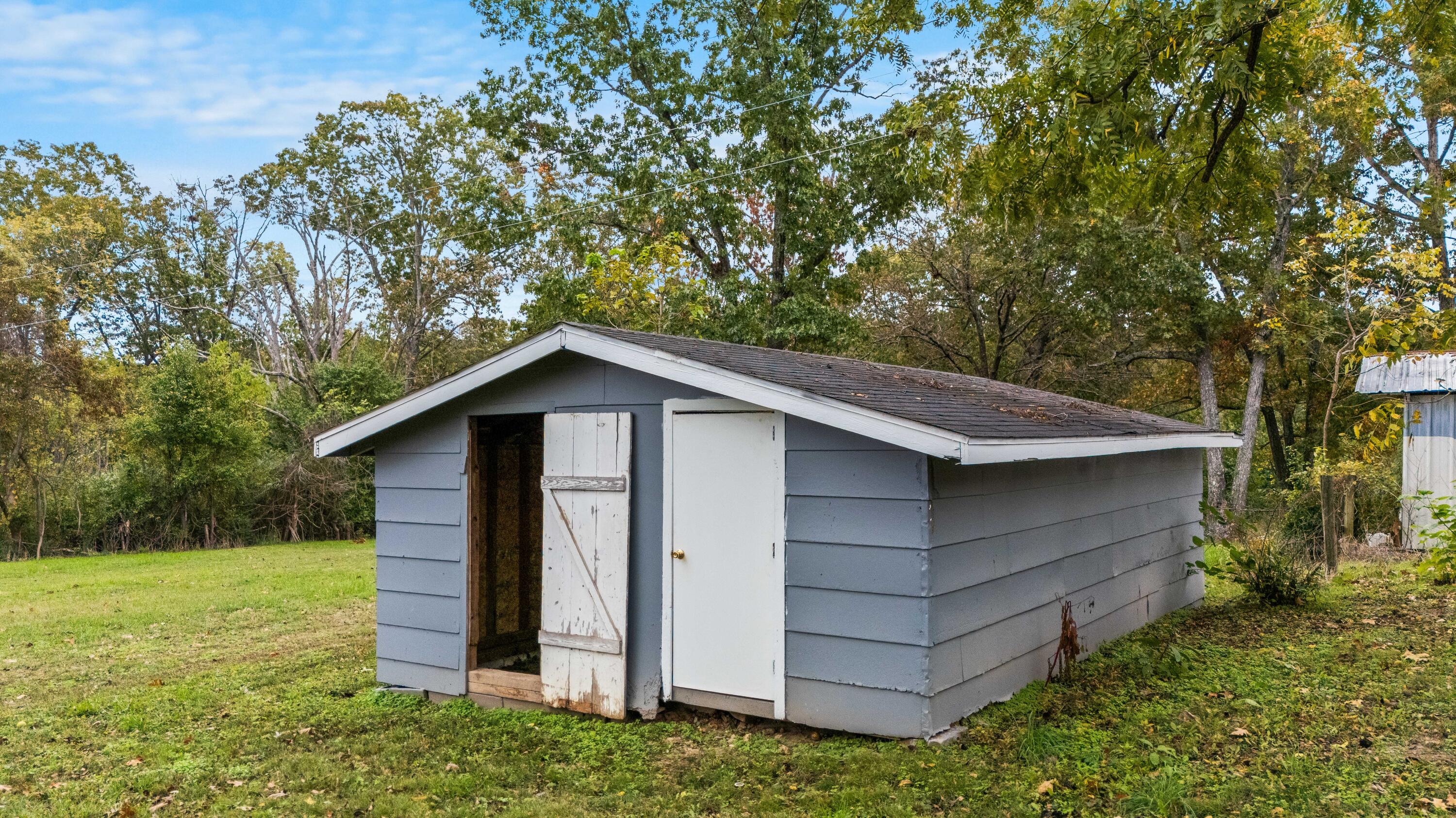 2360 East State Route K Property Photo 10