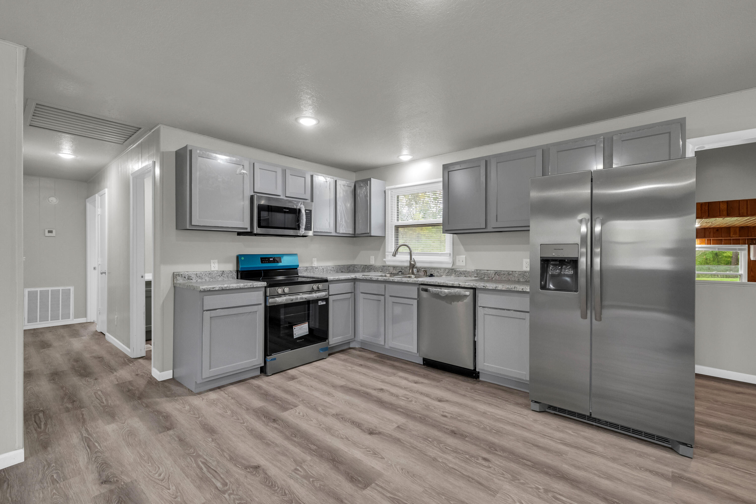 2360 East State Route K Property Photo 15