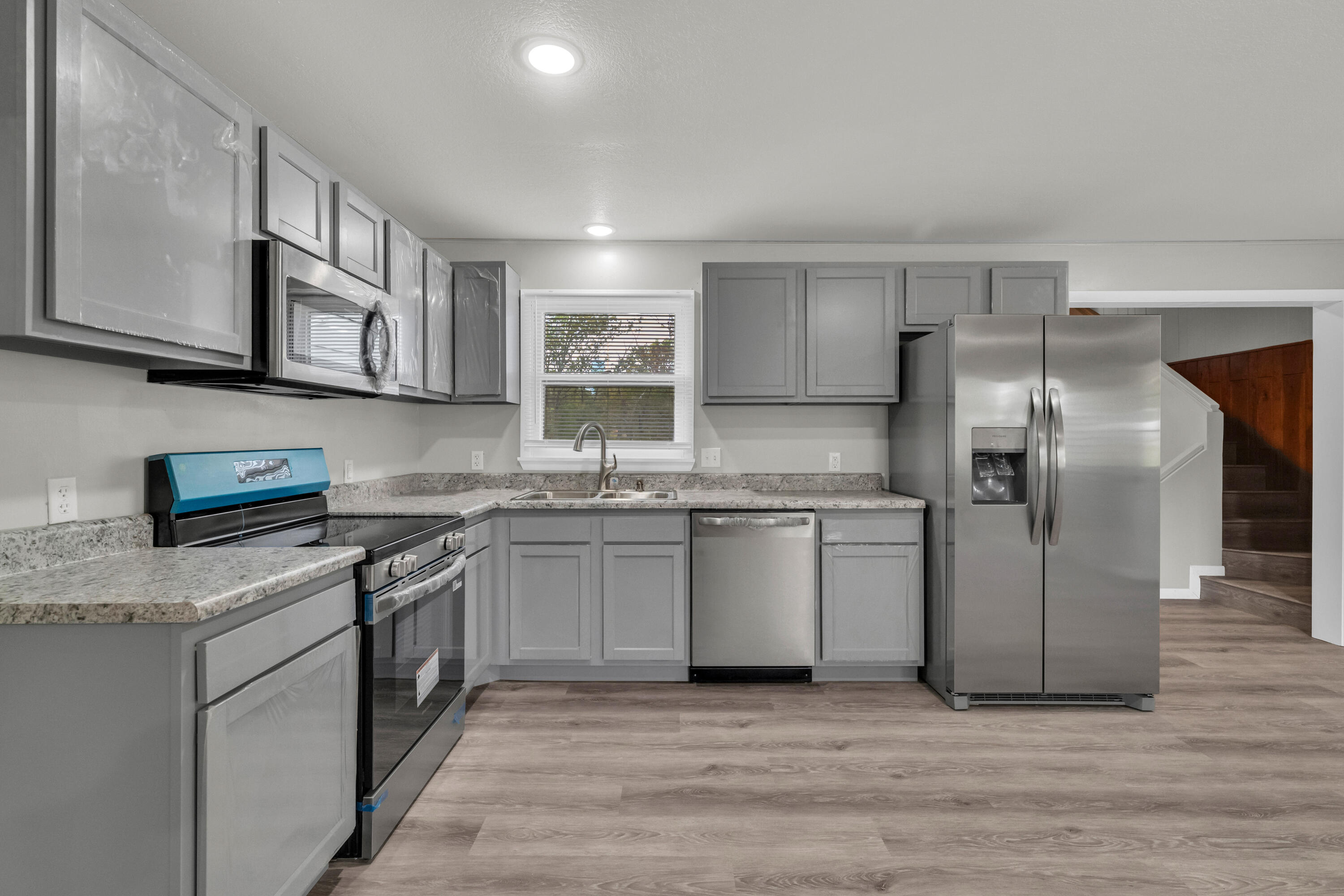 2360 East State Route K Property Photo 16