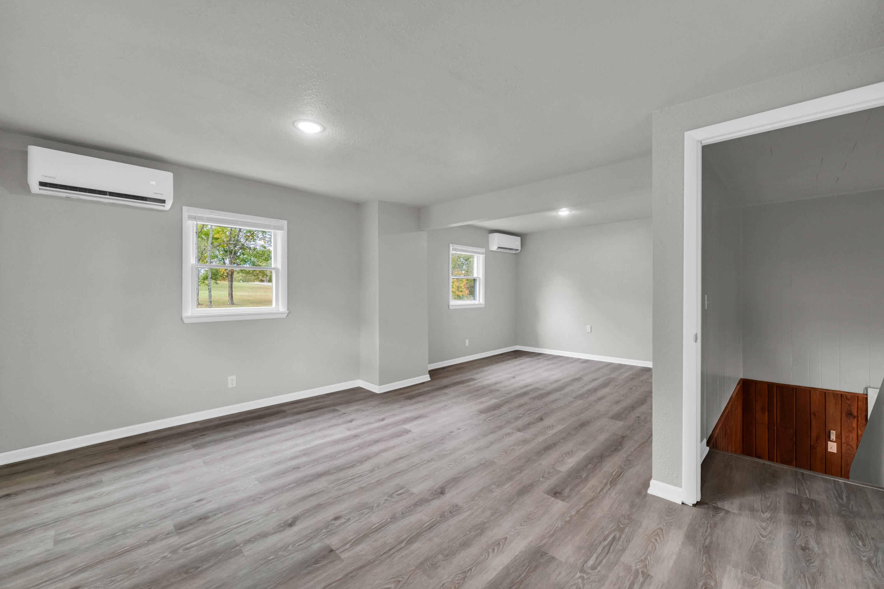 2360 East State Route K Property Photo 18