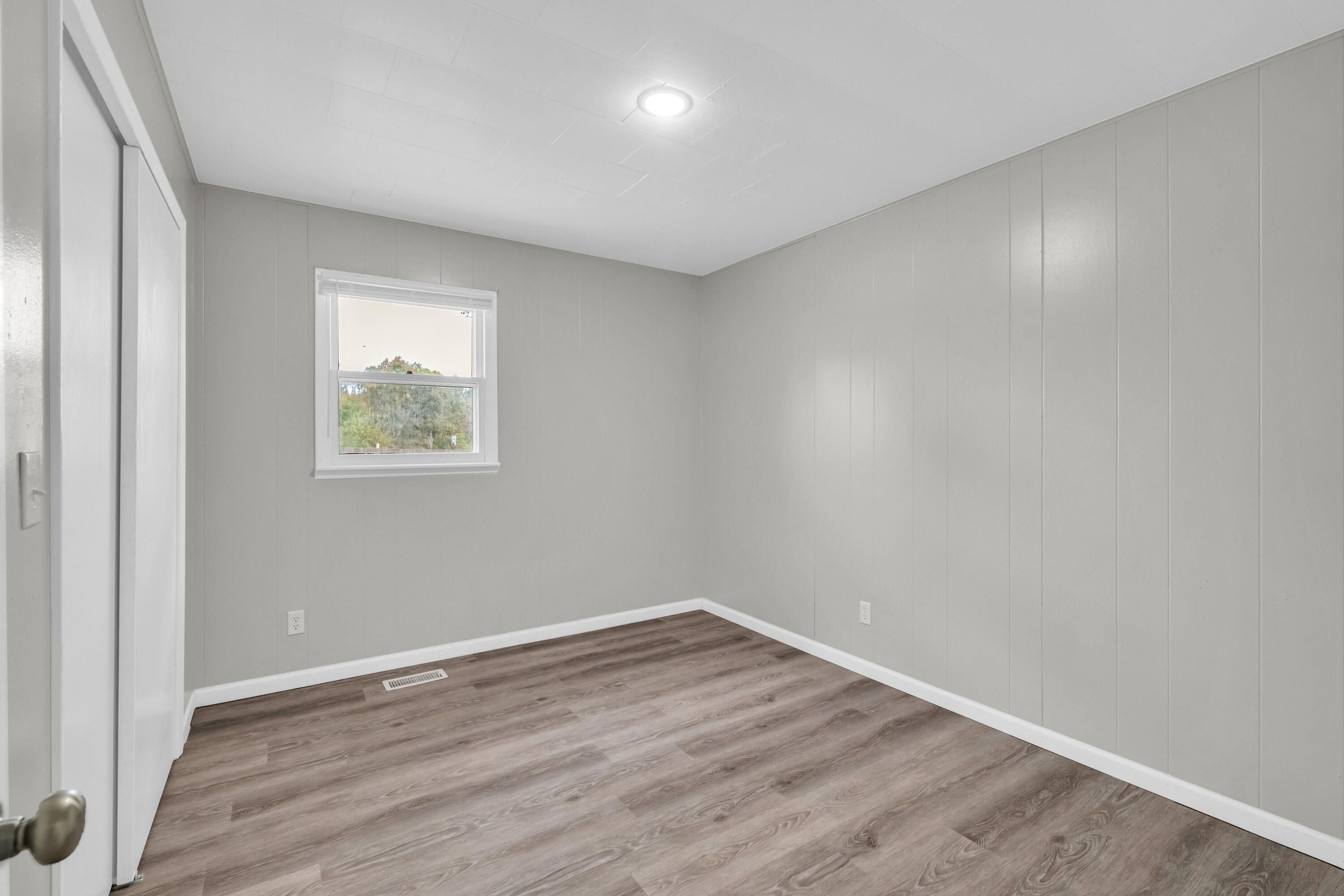 2360 East State Route K Property Photo 23