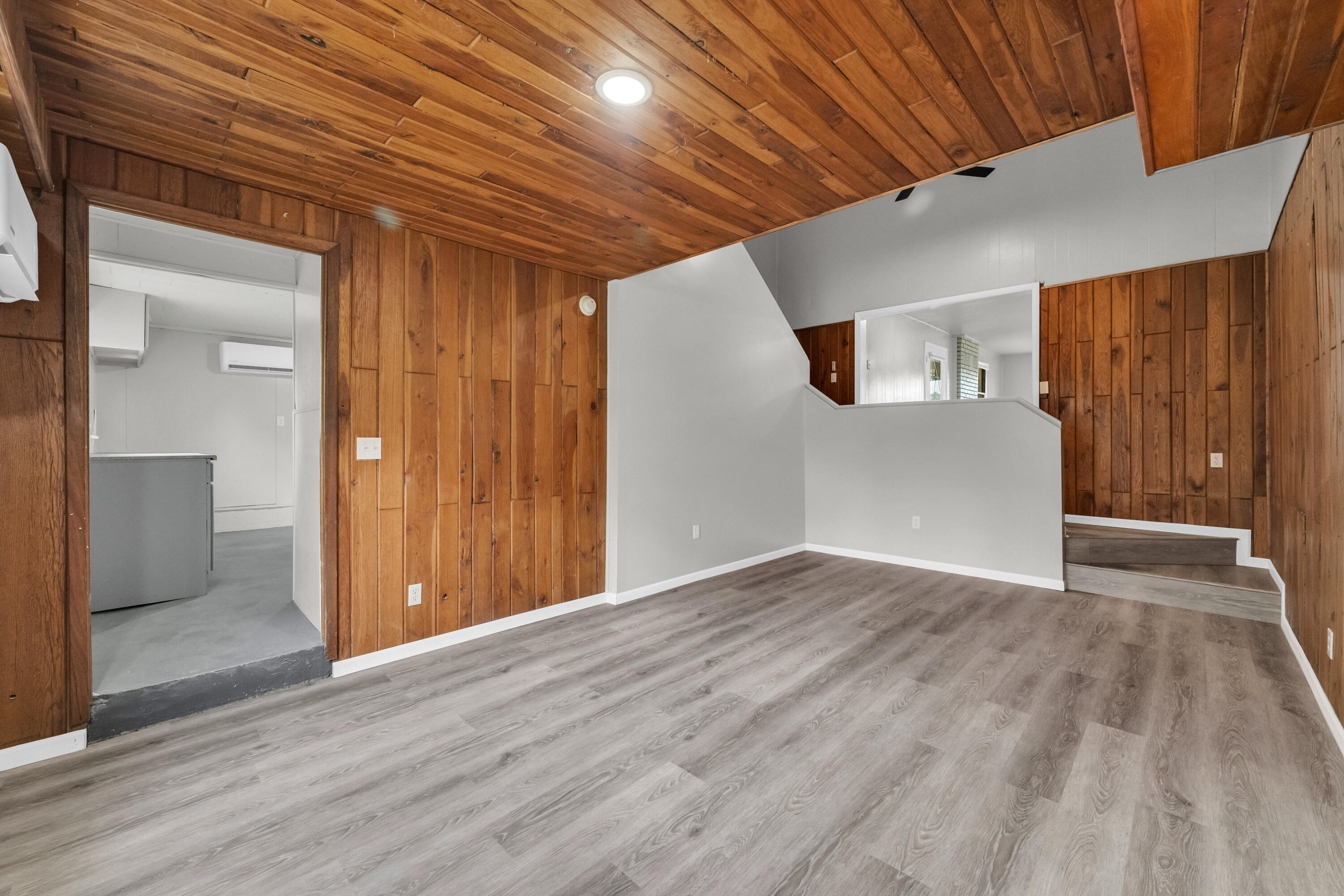 2360 East State Route K Property Photo 33