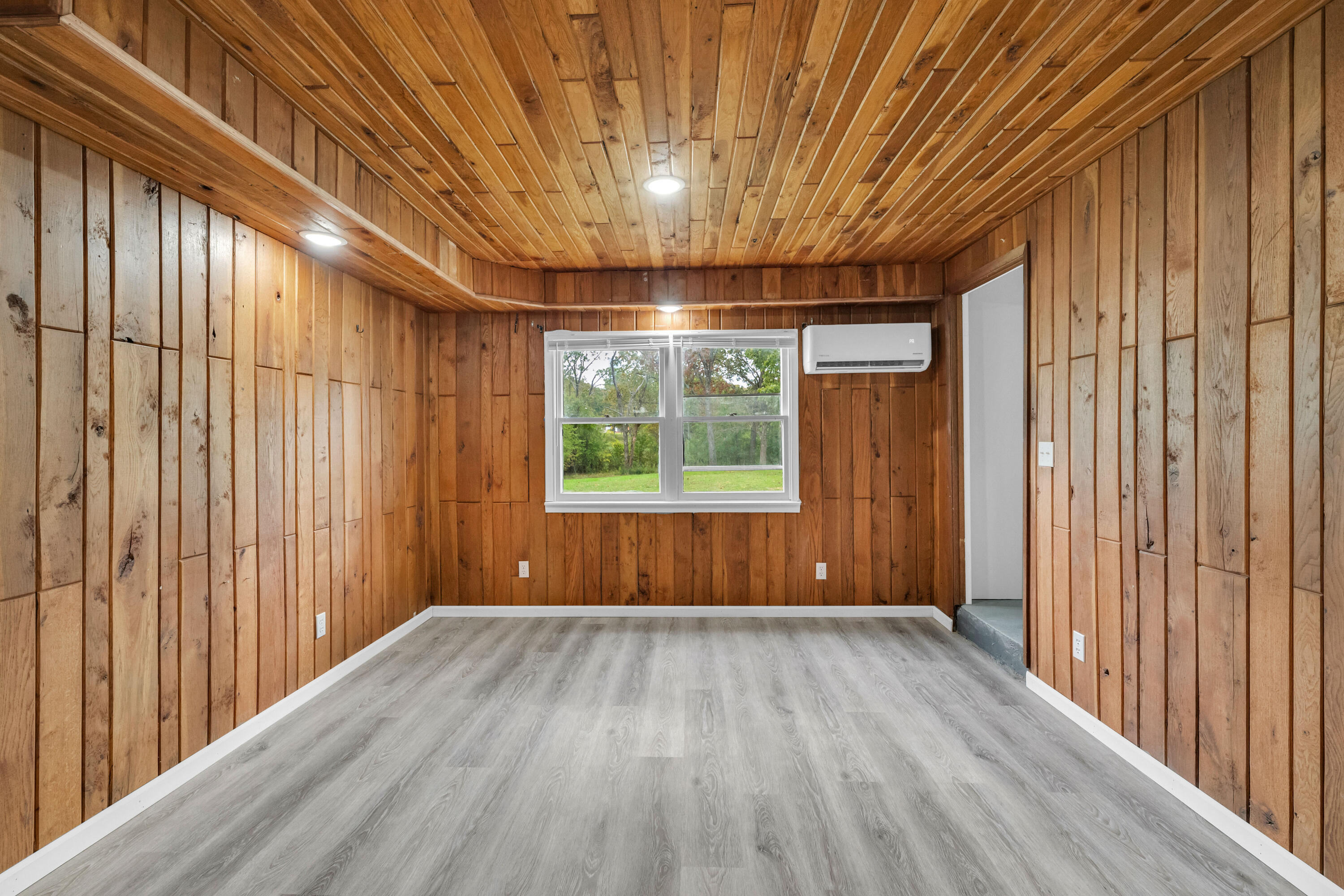 2360 East State Route K Property Photo 34