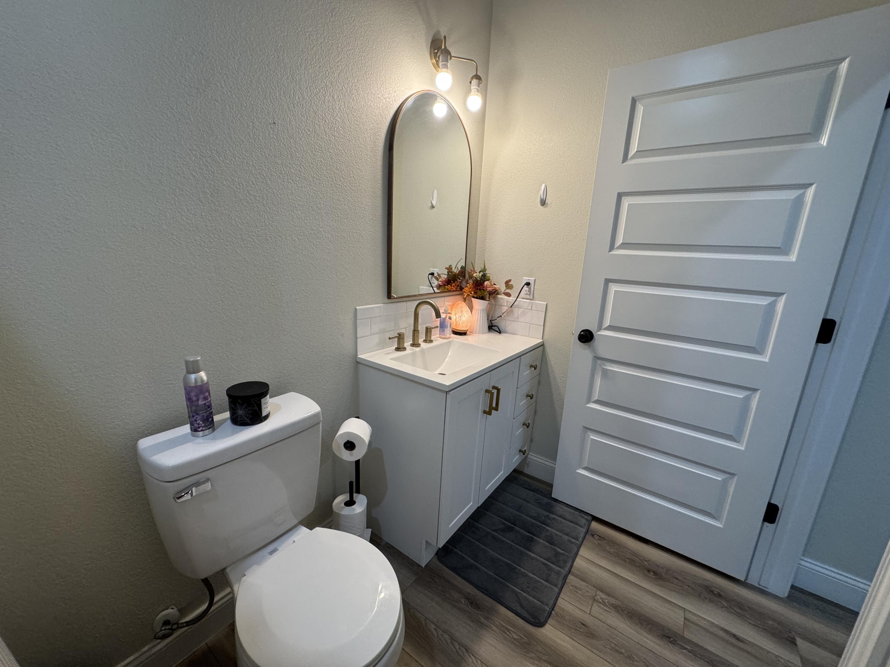 140 Park Valley Court Property Photo 16