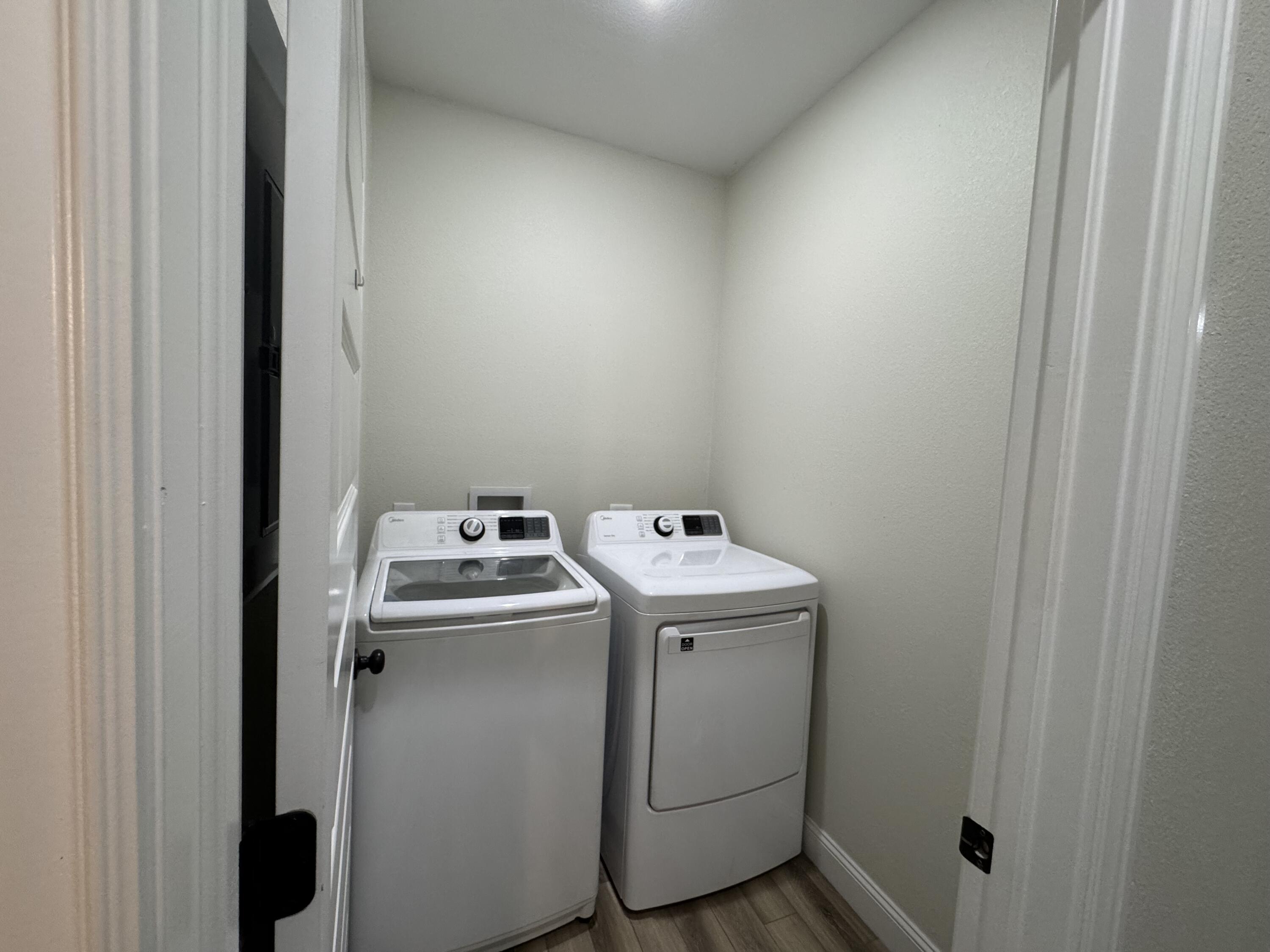 140 Park Valley Court Property Photo 21