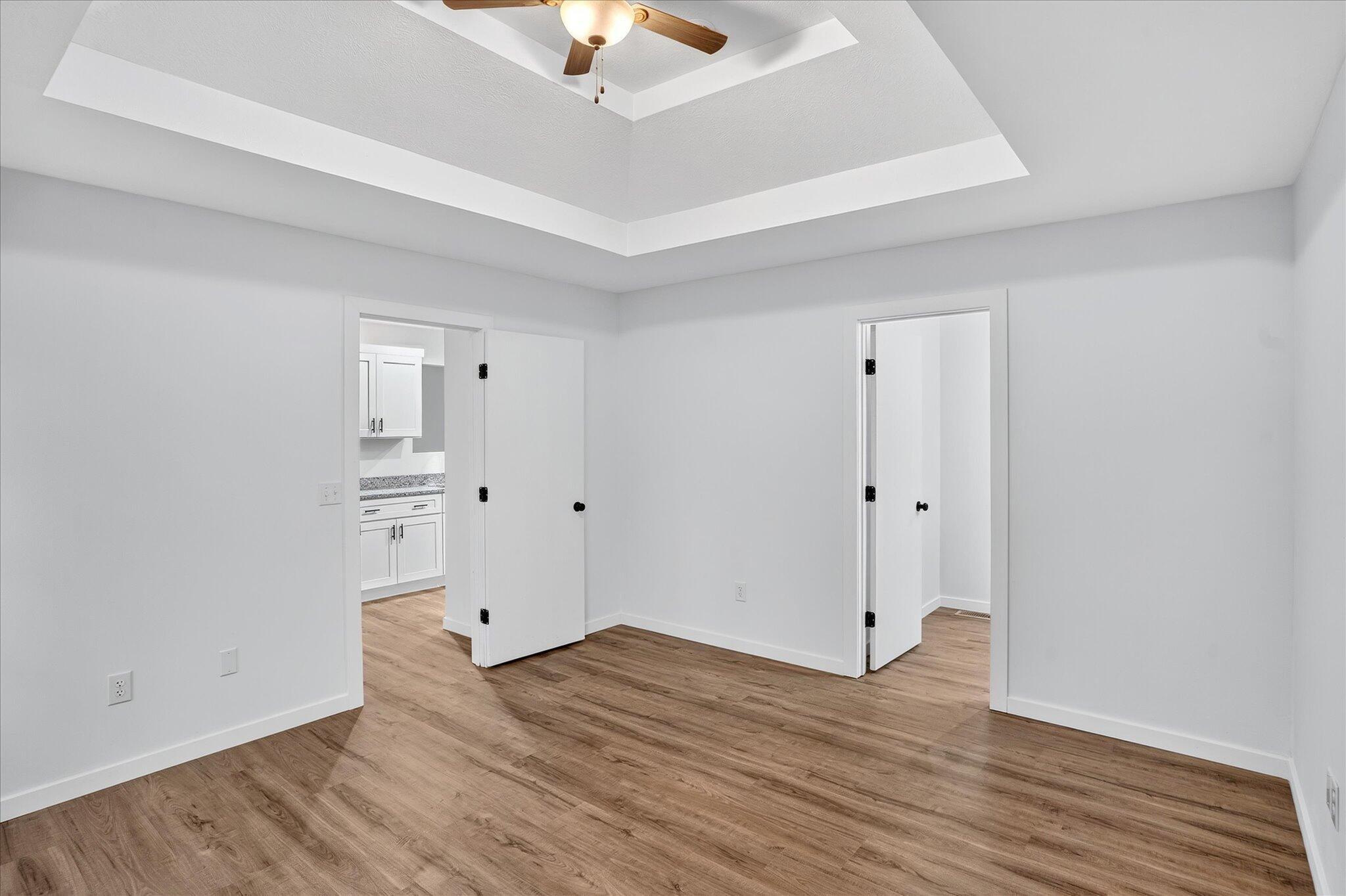 1027 South Missouri Avenue Property Photo 11