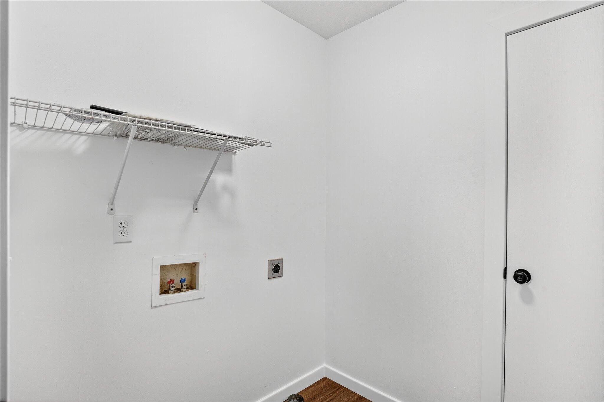 1027 South Missouri Avenue Property Photo 18