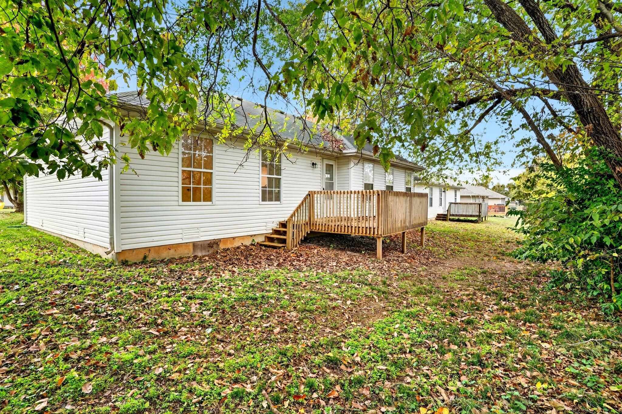 1027 South Missouri Avenue Property Photo 19