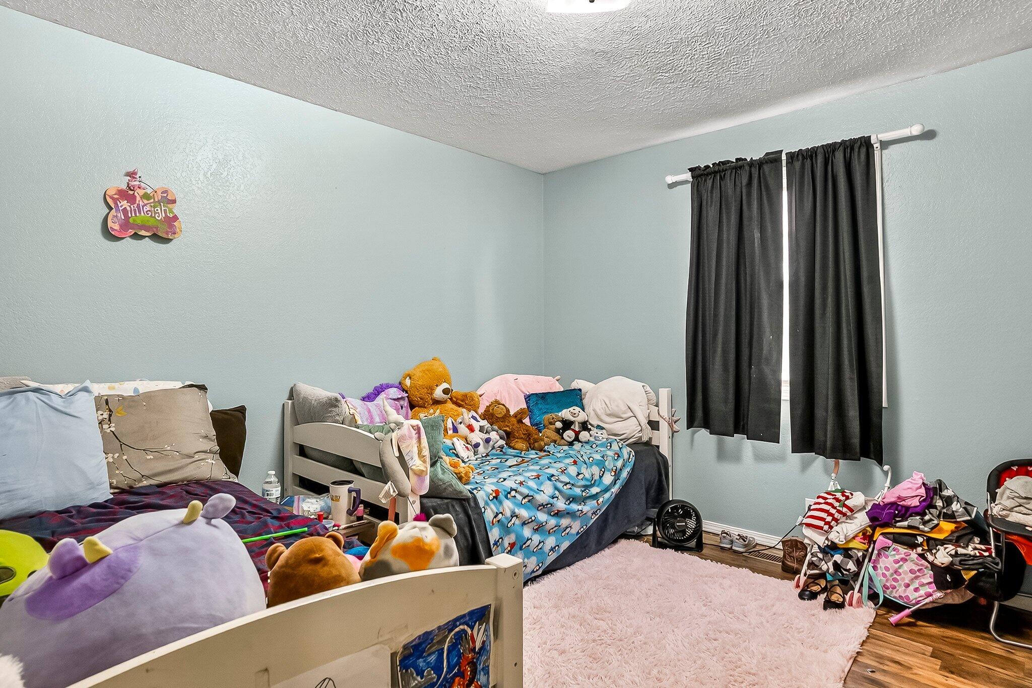 216 Country Lane Property Photo 14