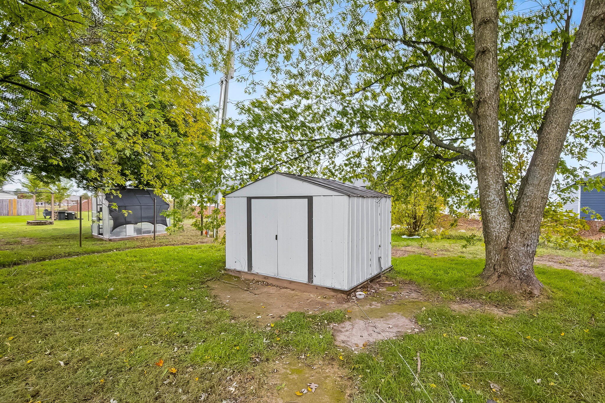 216 Country Lane Property Photo 18