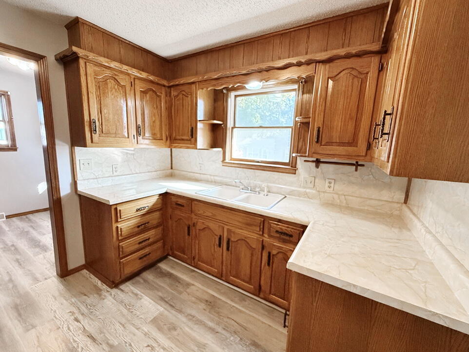 1303 South Forest Street Property Photo 23