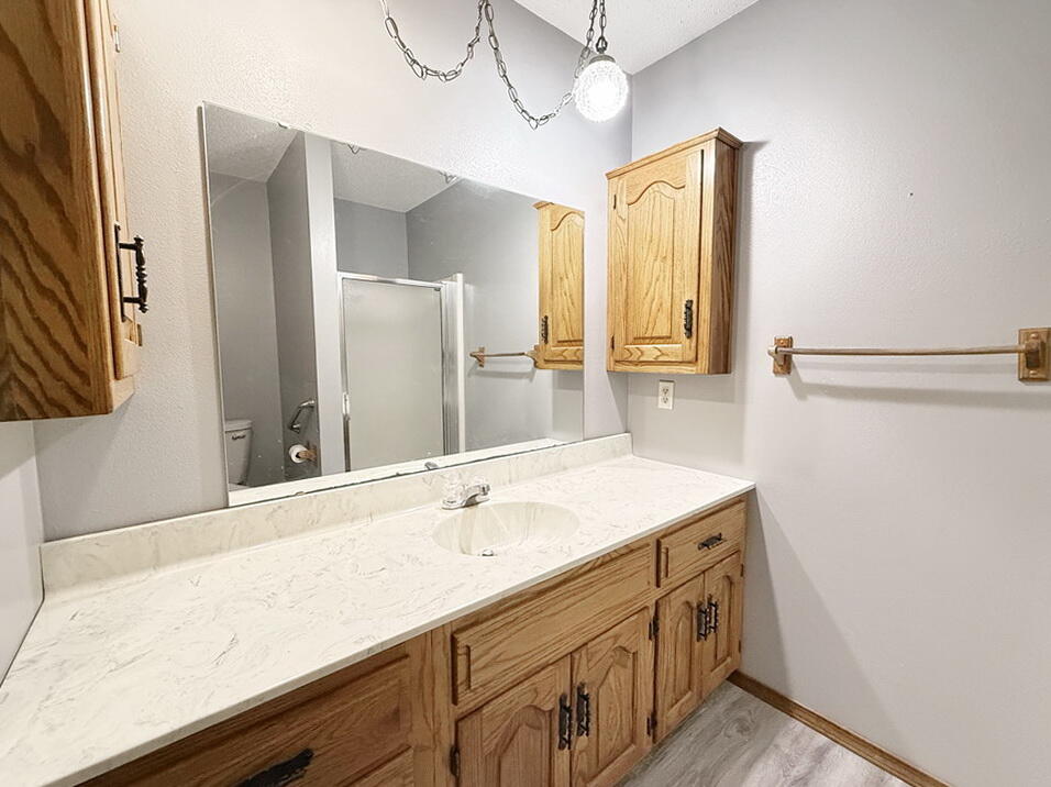 1303 South Forest Street Property Photo 32