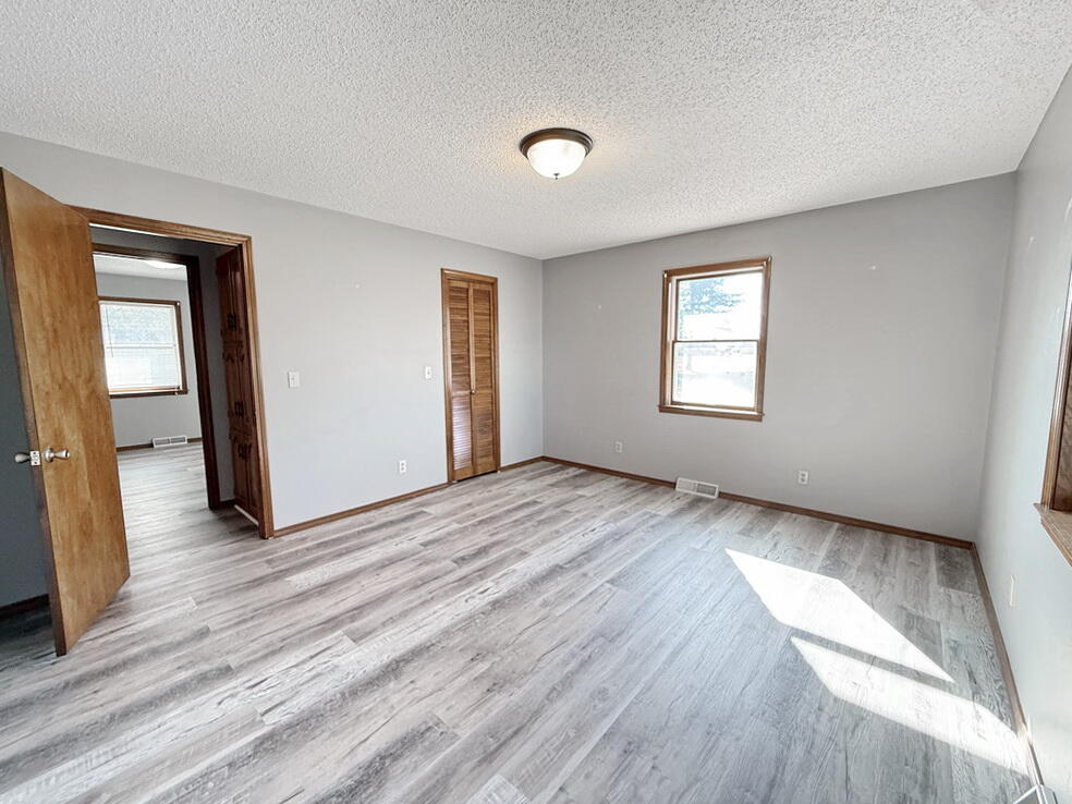 1303 South Forest Street Property Photo 34