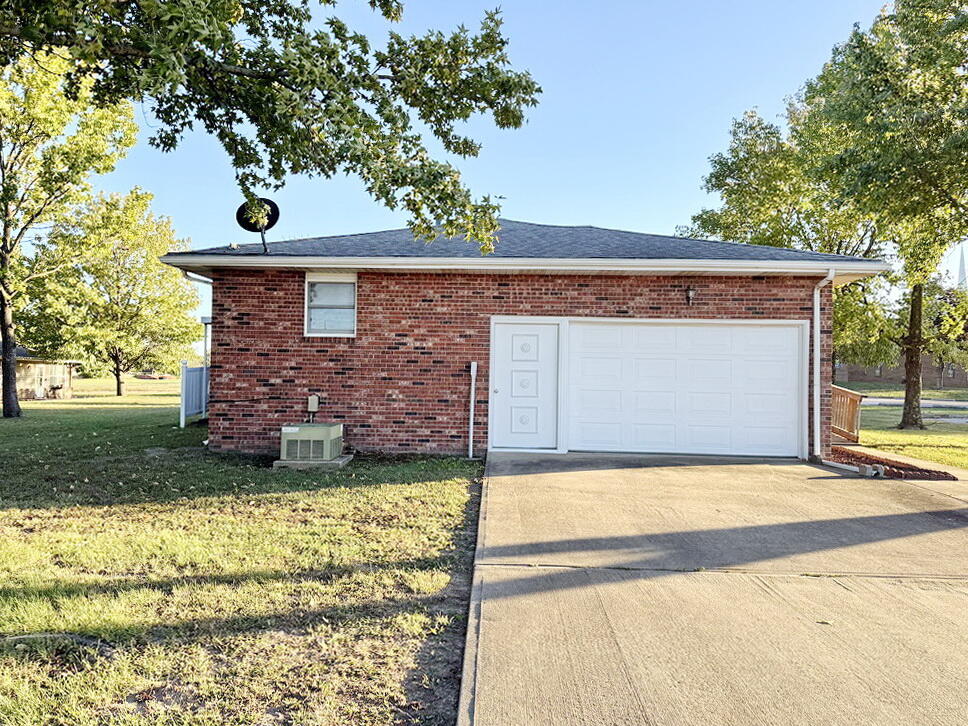 1303 South Forest Street Property Photo 47