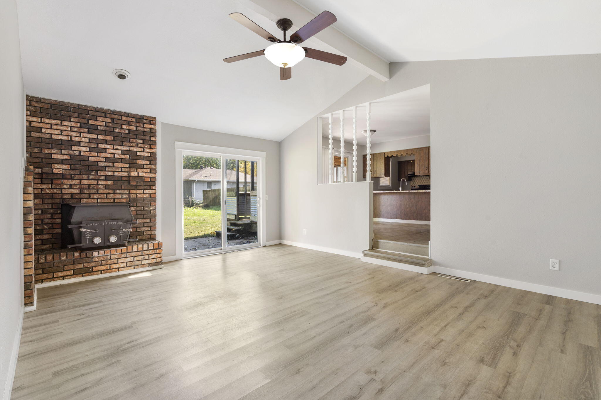 3702 South Walnut Hill Drive Property Photo 5