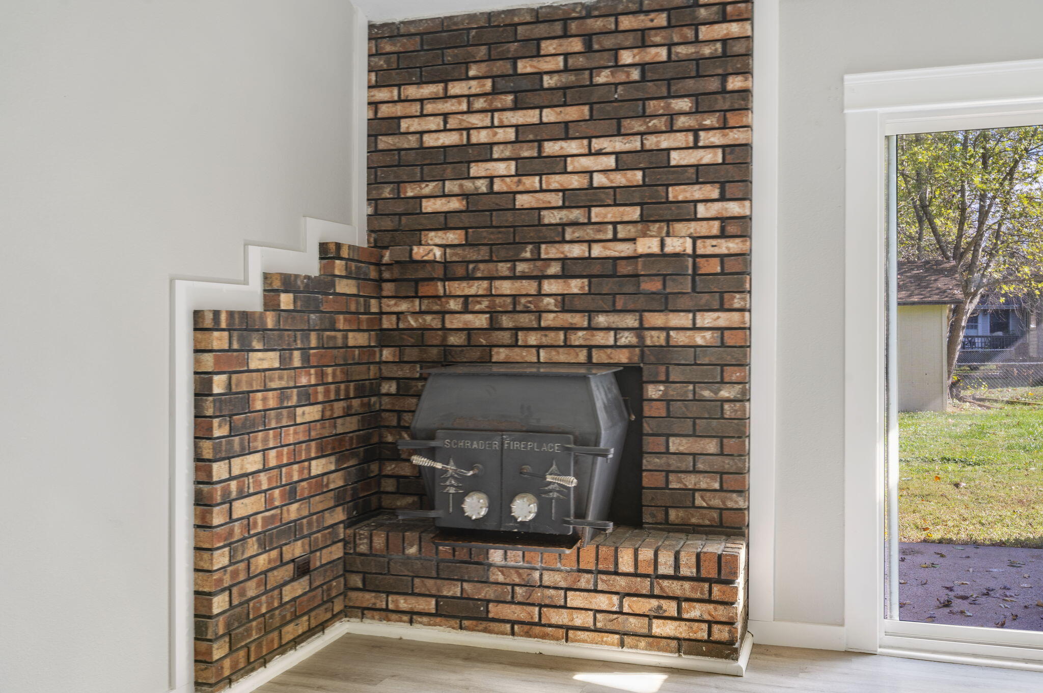 3702 South Walnut Hill Drive Property Photo 7