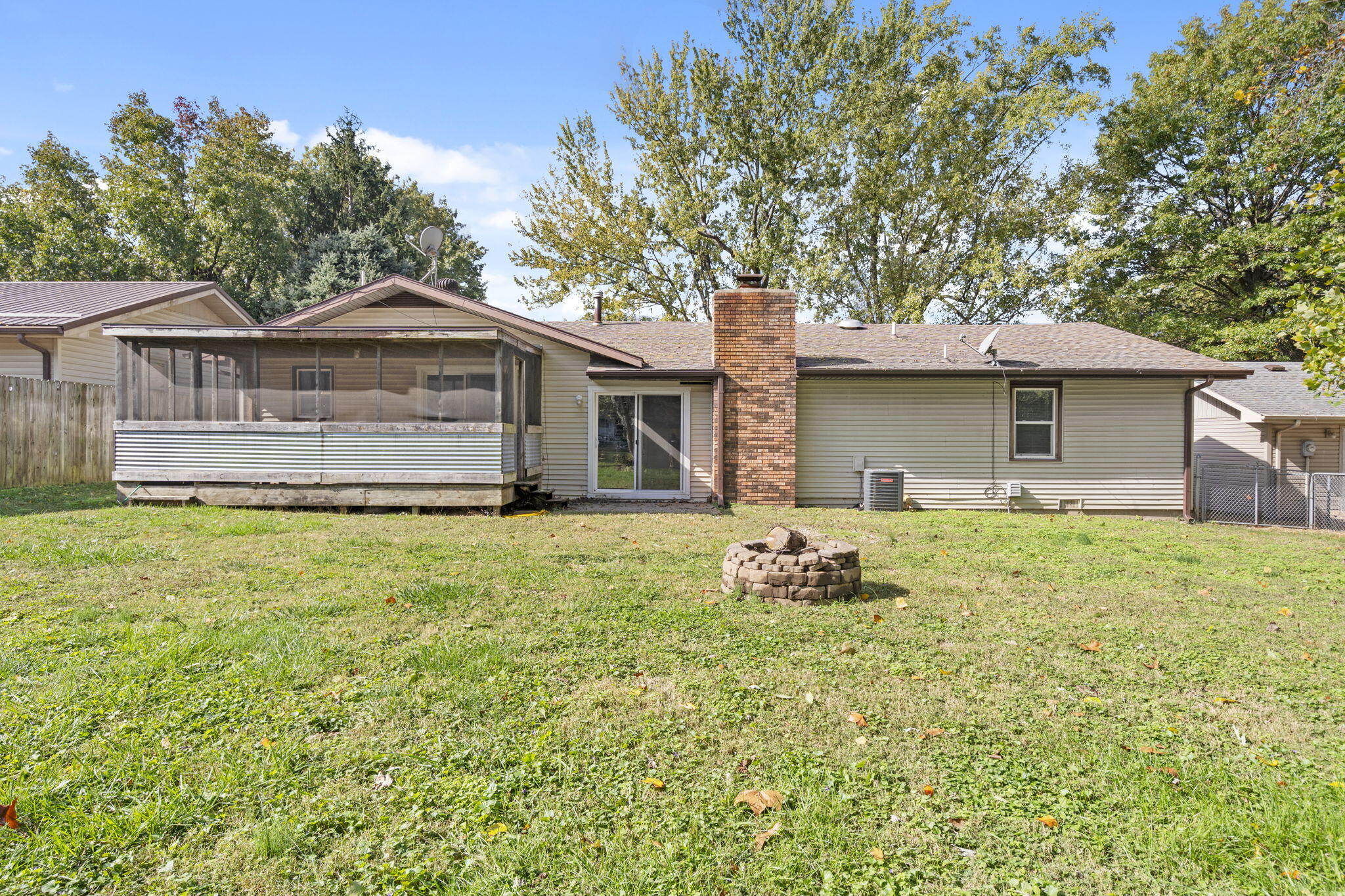 3702 South Walnut Hill Drive Property Photo 24